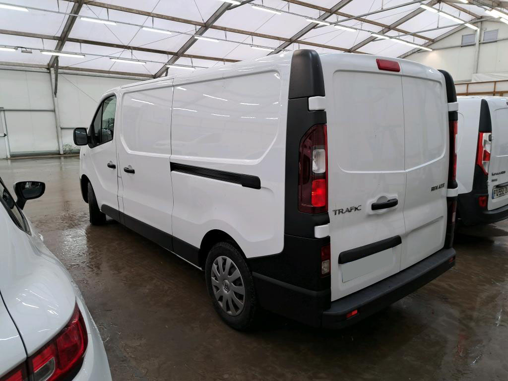 RENAULT TRAFIC L2H1 FG 1300 2.0DCI 120CV DOBLE PUERTA LATERAL +NAVI