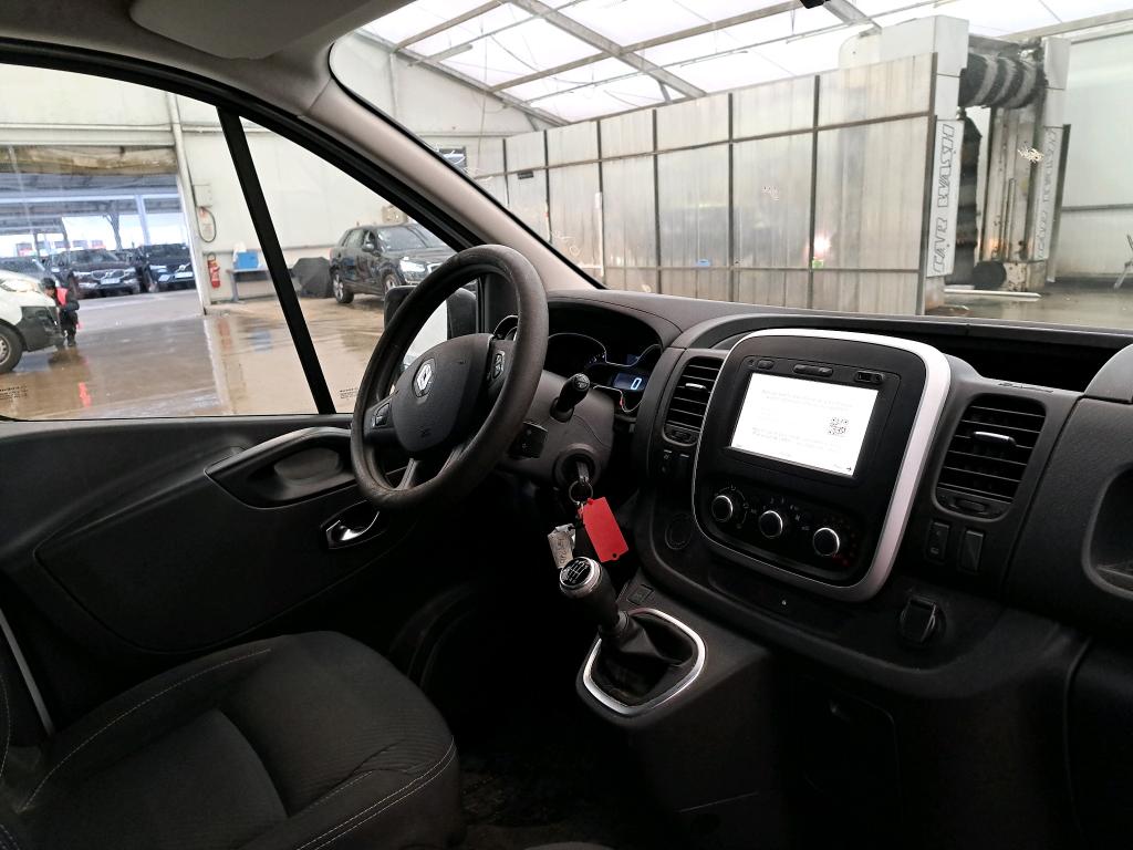 RENAULT TRAFIC L2H1 FG 1300 2.0DCI 120CV DOBLE PUERTA LATERAL +NAVI