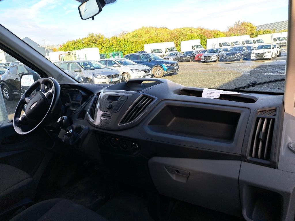 FORD TRANSIT CARROZADA CON PLATAFORMA T350 L4 2.0ECOBLUE 130CV