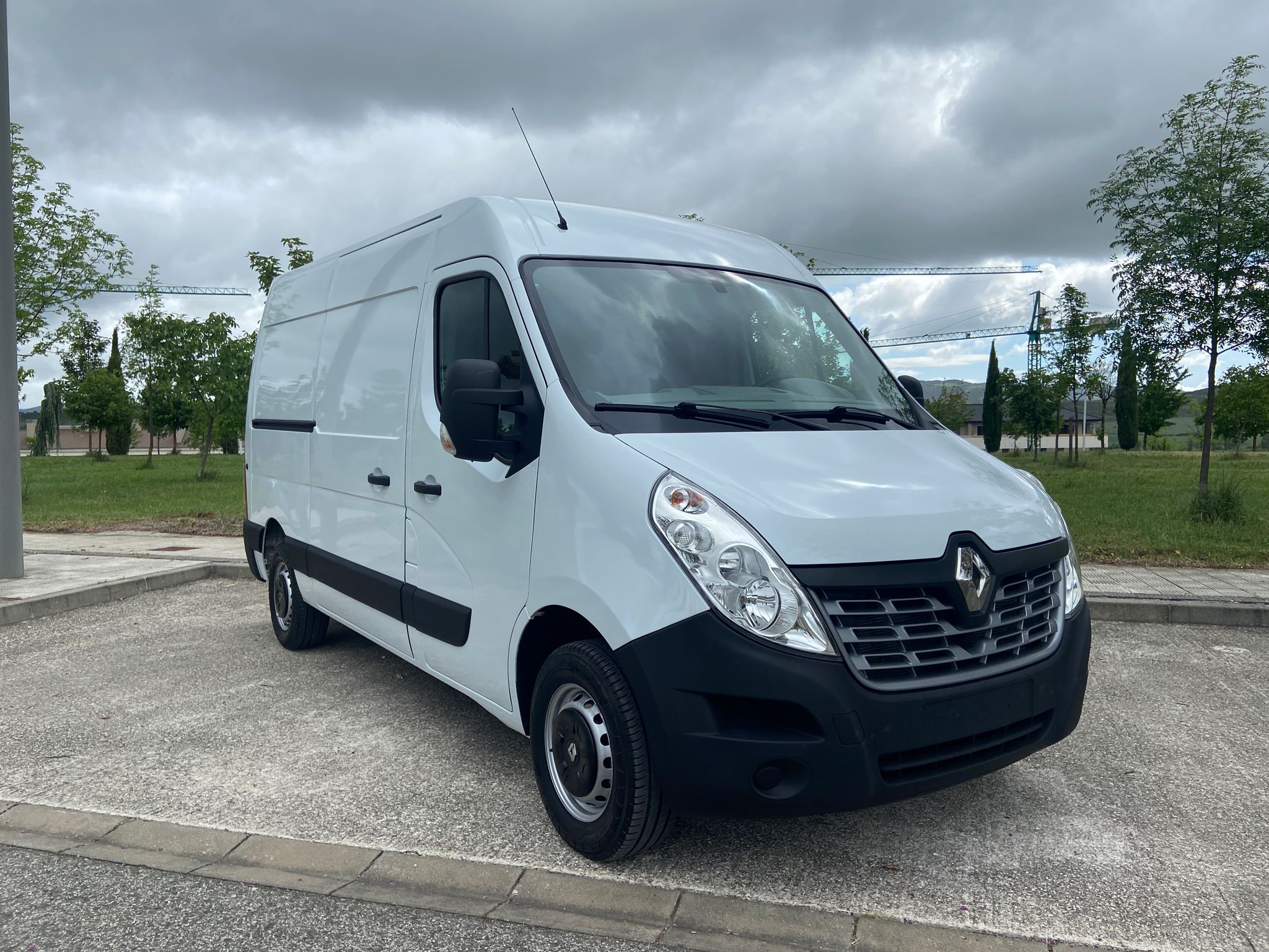 RENAULT MASTER L2H2 FG33 2.3dCi 130CV +NAVI