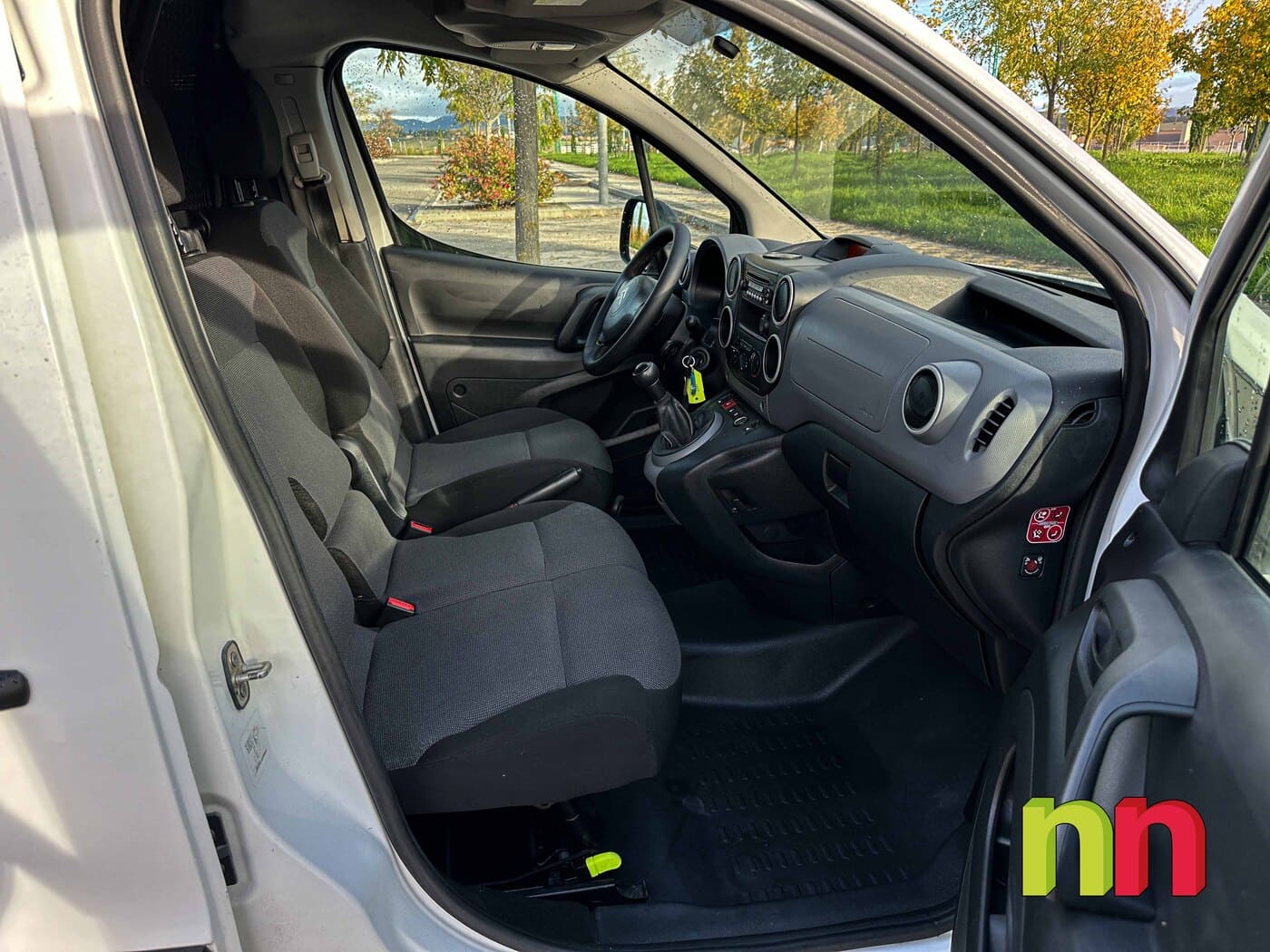 CITROEN BERLINGO M 1.6BlueHDI 100 CV 3 asientos Pta Lateral (con doble airbag) 