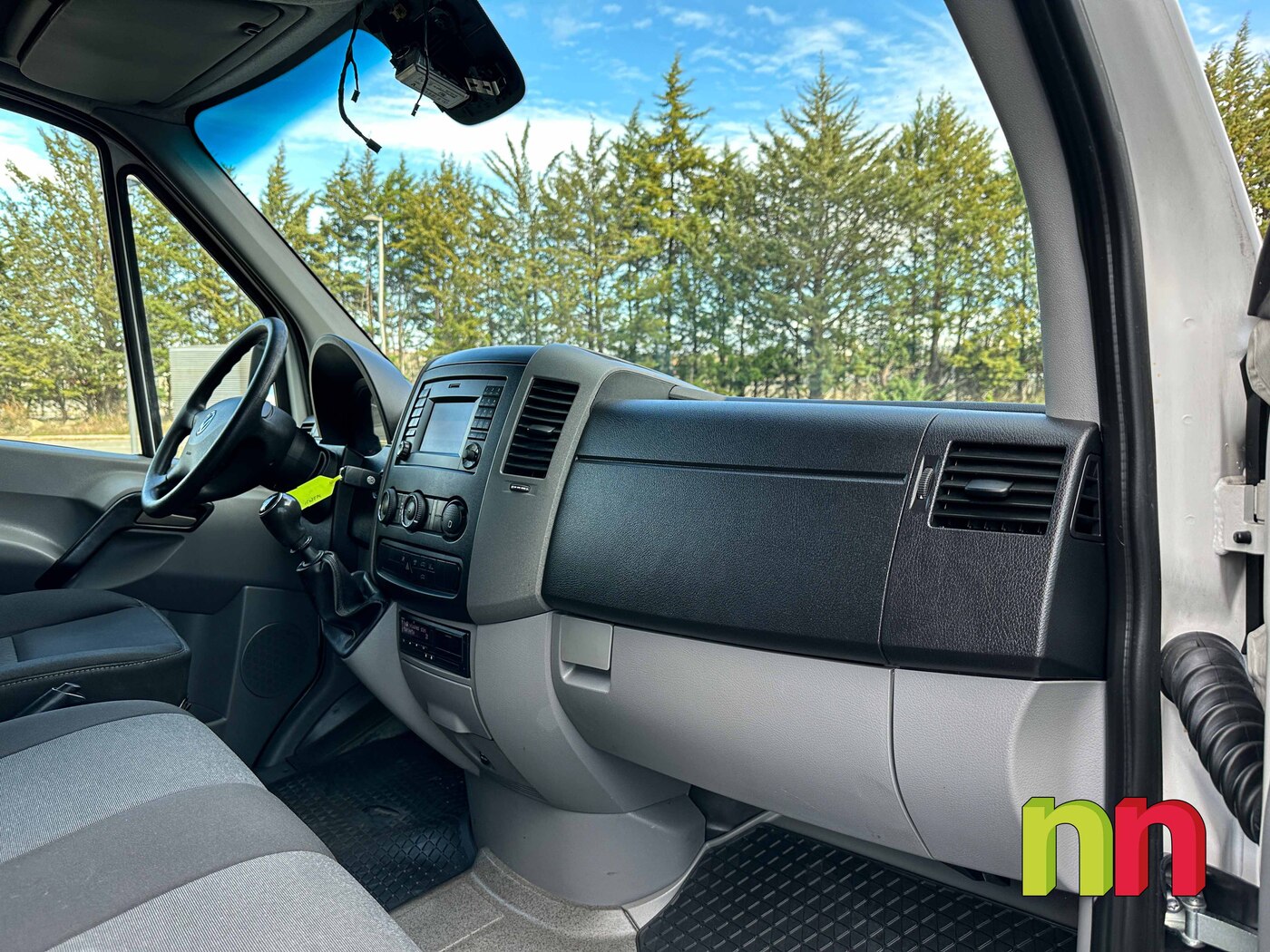 VOLKSWAGEN CRAFTER L4H2 FG50 2.0TDI 163CV DOBLE RUEDA TRASERA (carga util aprox. 2,414kg)