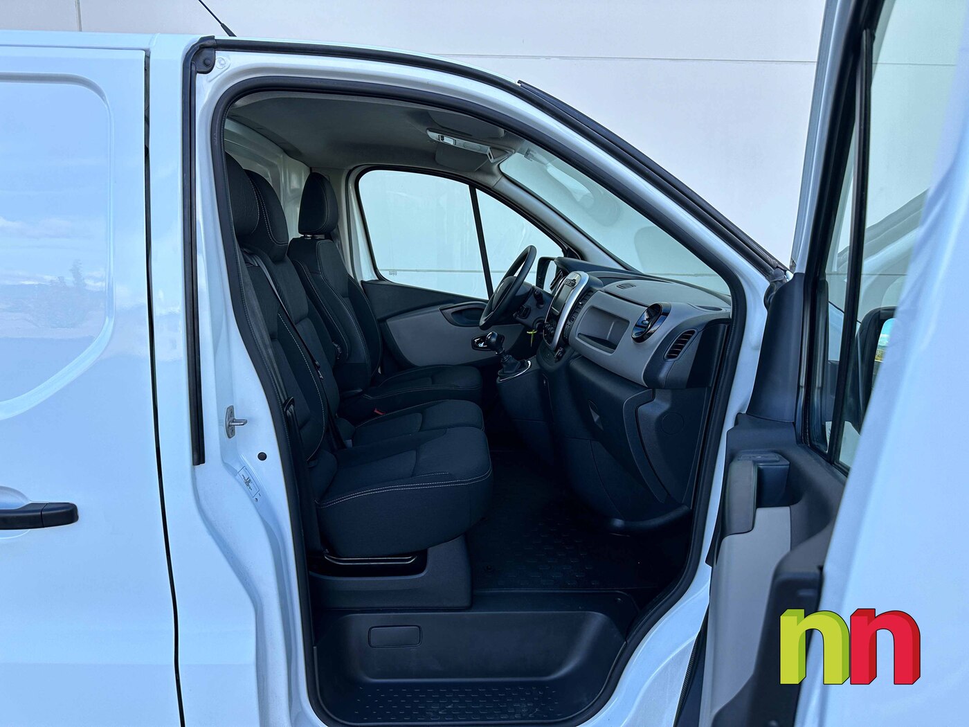 RENAULT TRAFIC L1H1 FG1000 1.6DCI 120CV DOBLE PUERTA LATERAL