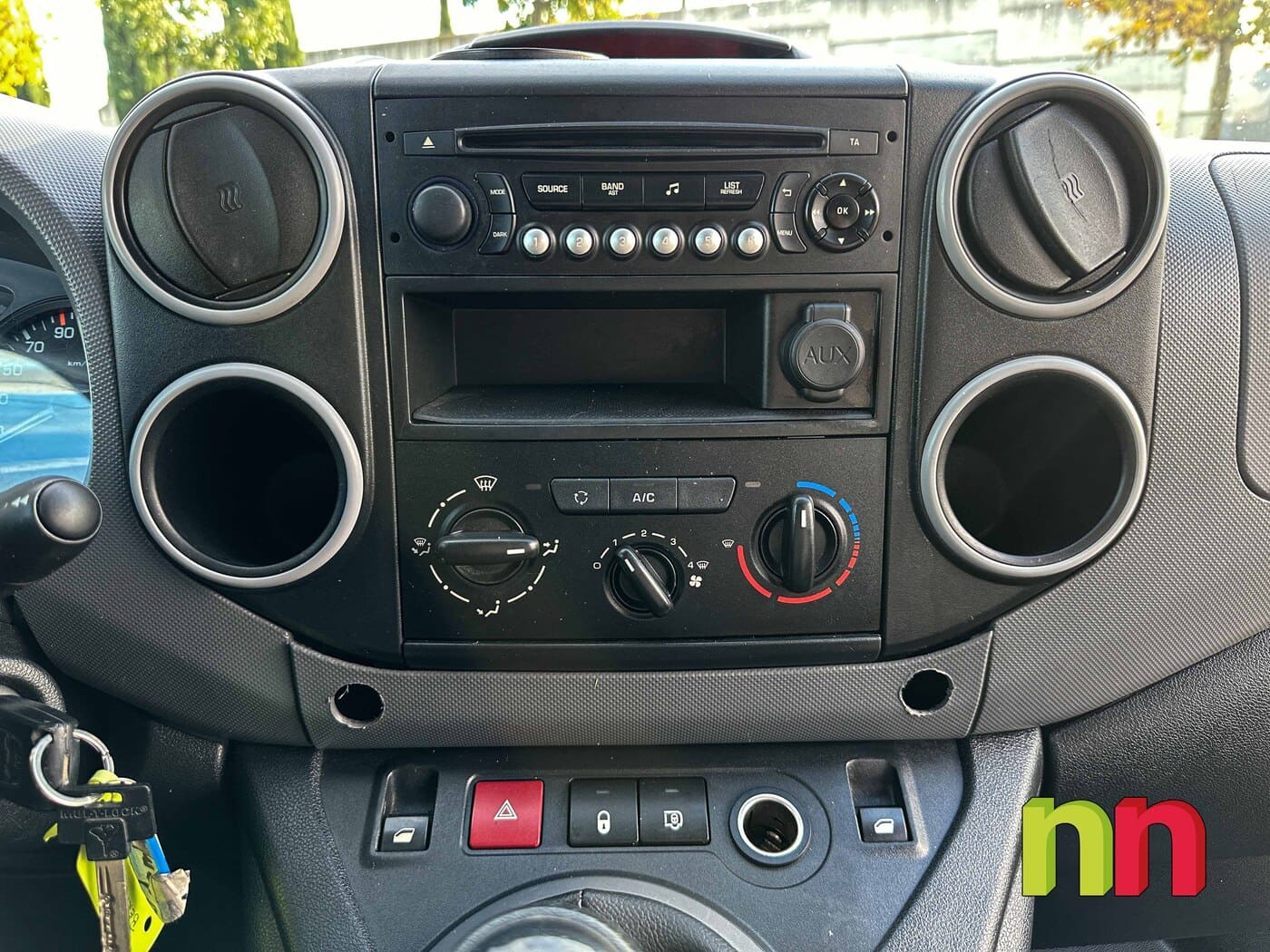 CITROEN BERLINGO M 1.6BlueHDI 100 CV 3 asientos Pta Lateral (con doble airbag) 