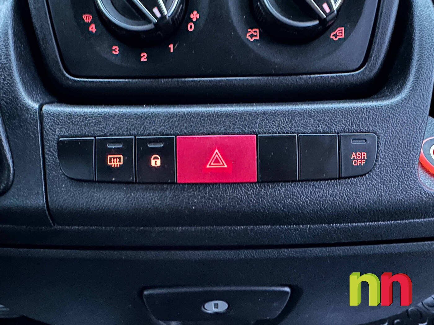 PEUGEOT BOXER 7 PLAZAS L2H2 FG3350 2.2HDi 130CV