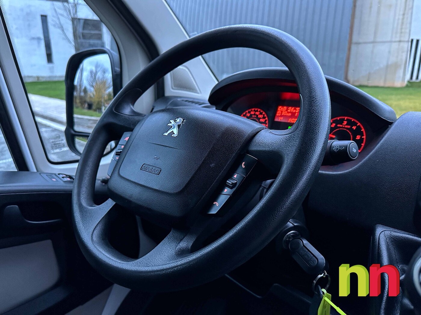 PEUGEOT BOXER 7 PLAZAS L2H2 FG3350 2.2HDi 130CV