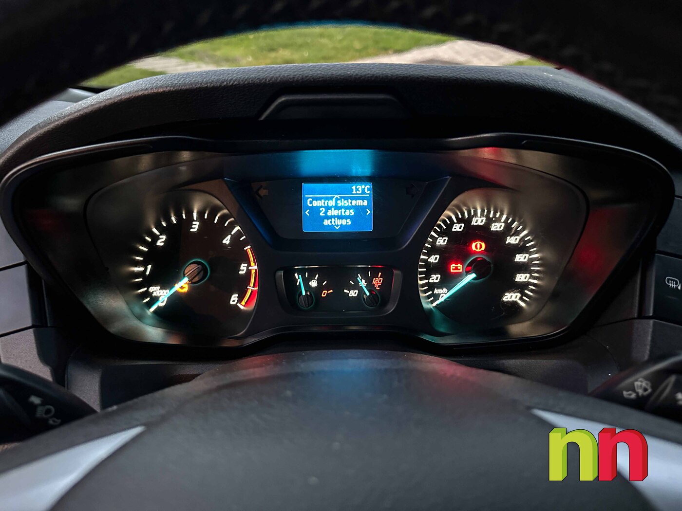 FORD TRANSIT CARROZADA CON PLATAFORMA T 350 L4 TREND 2.0 L ECOB 130CV