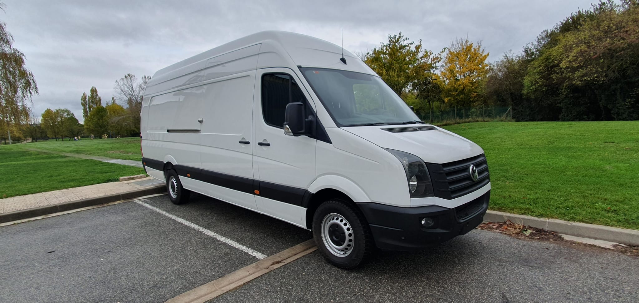 VOLKSWAGEN CRAFTER L4H3 FG35 2.0TDI 140CV 2 PLAZAS