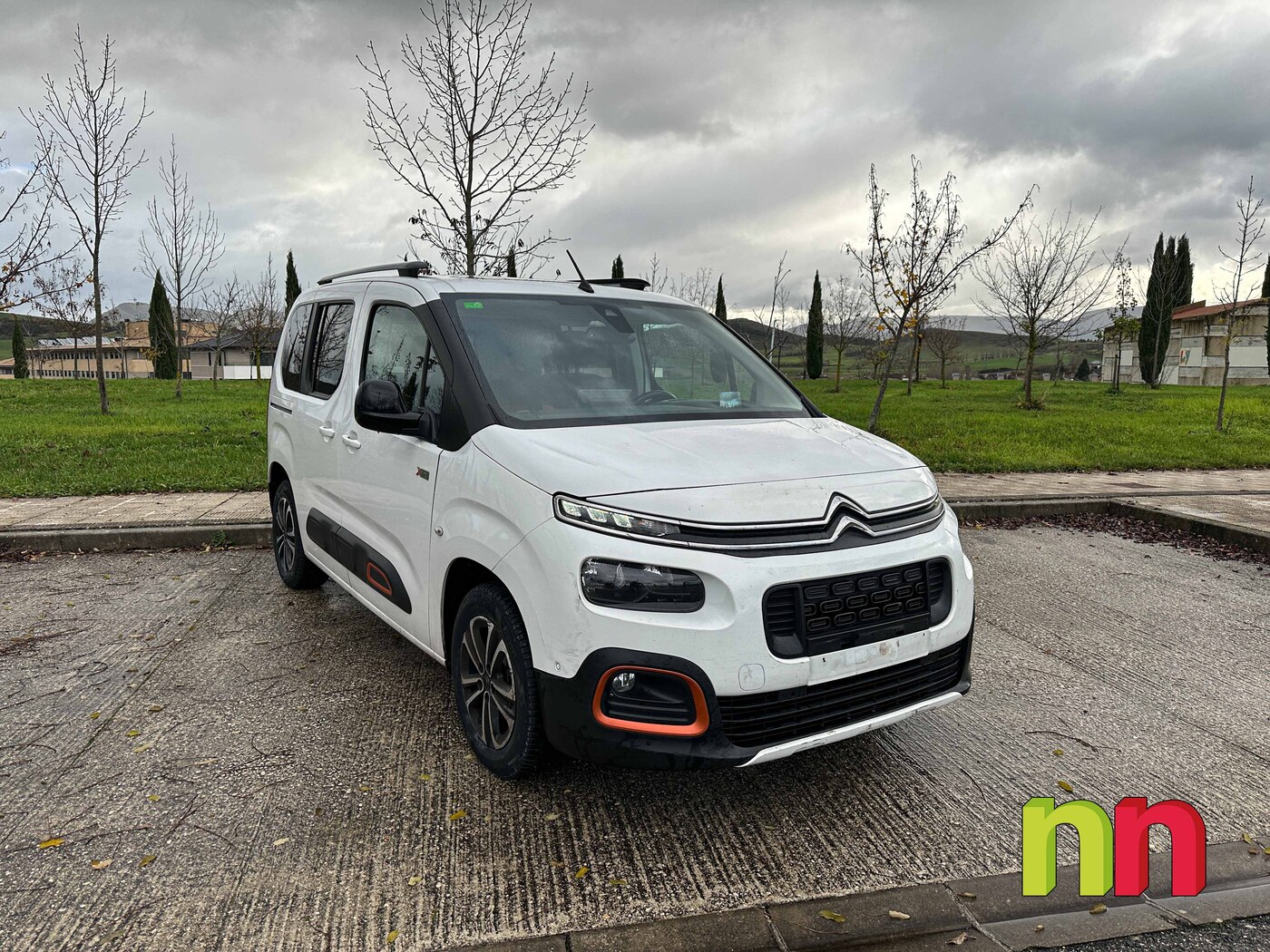 CITROEN BERLINGO XTR TALLA M 1.5BLUEHDI 130CV AUTO +NAVI
