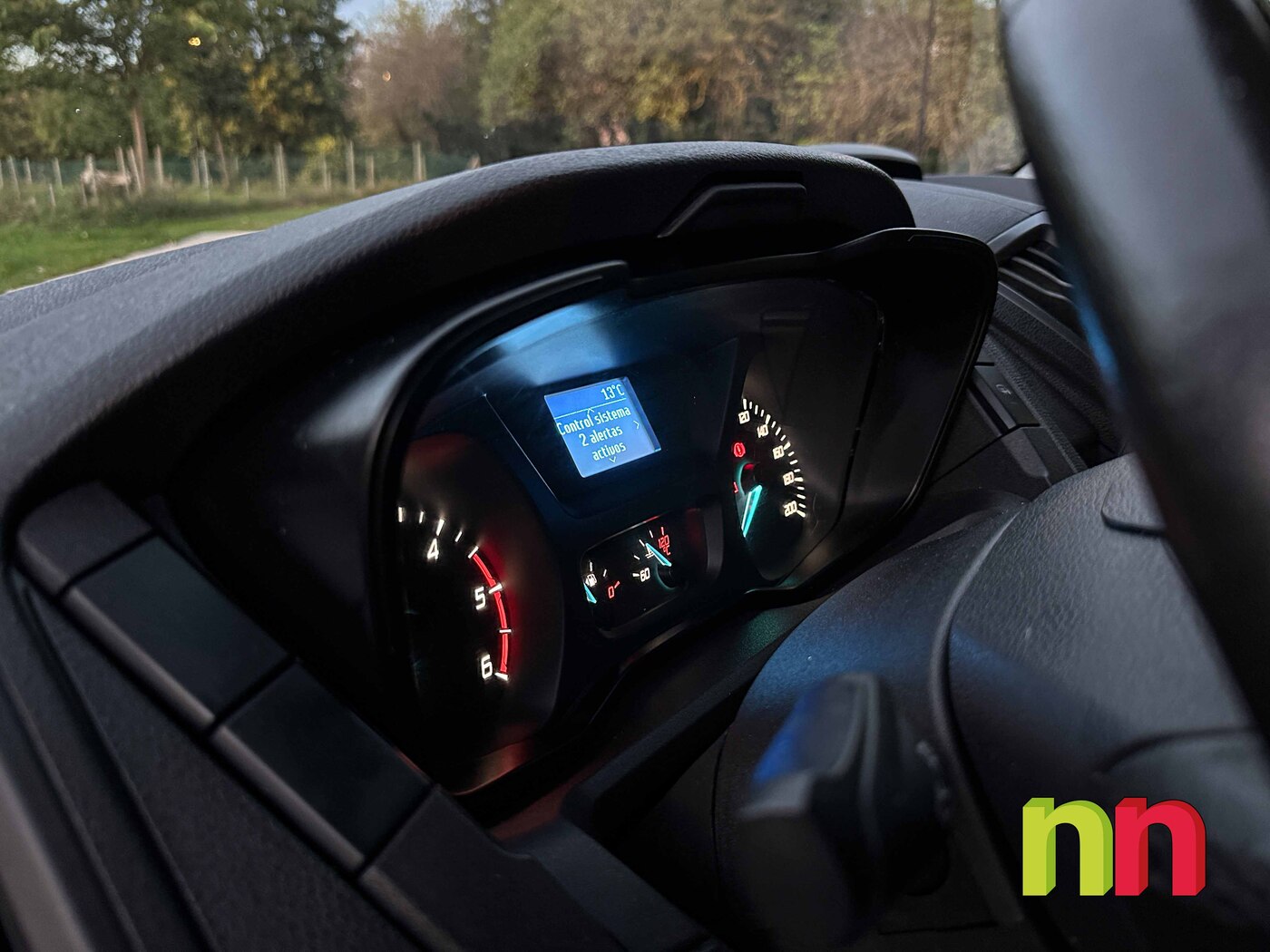 FORD TRANSIT CARROZADA CON PLATAFORMA T 350 L4 TREND 2.0 L ECOB 130CV