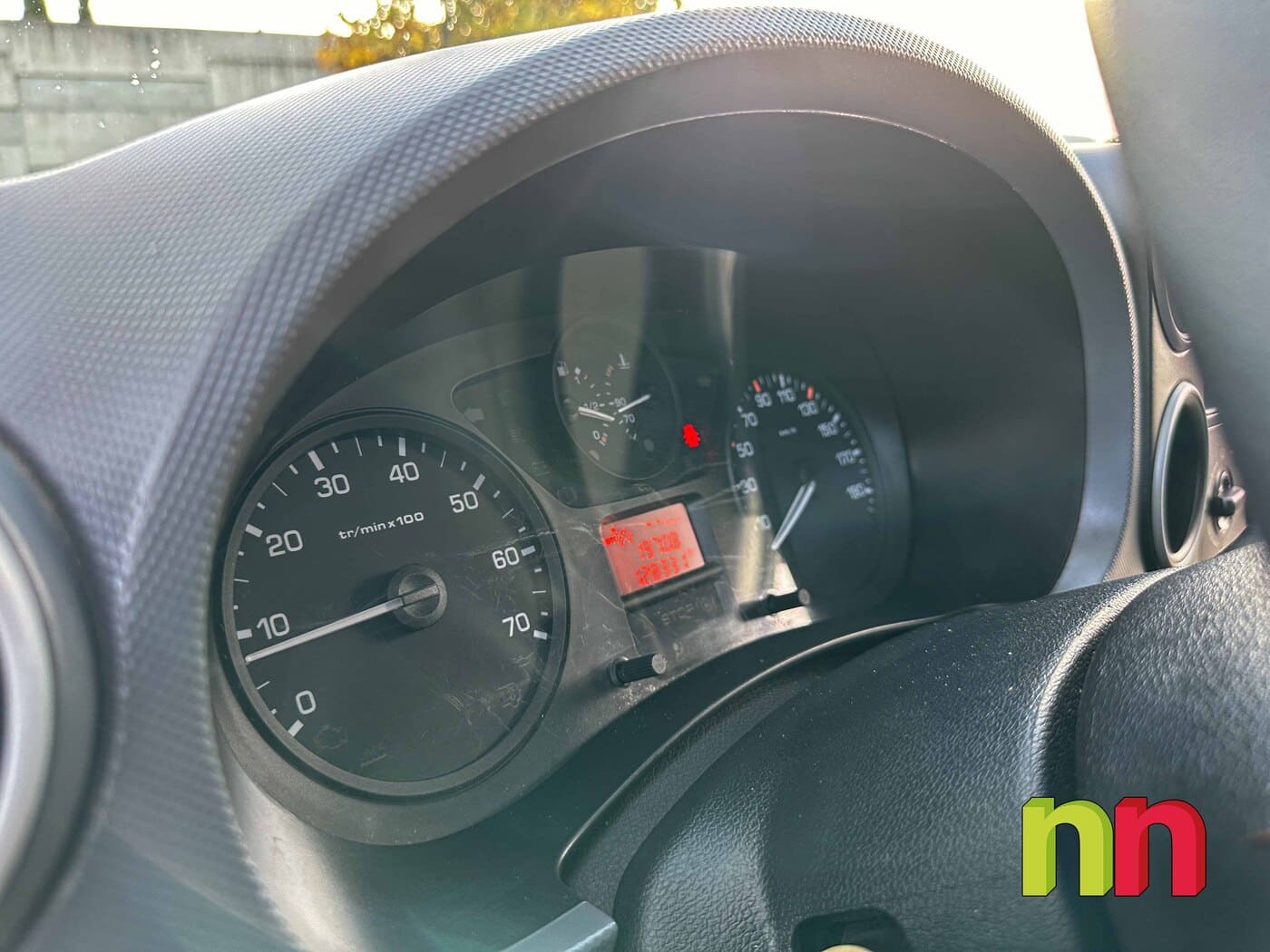 CITROEN BERLINGO M 1.6BlueHDI 100 CV 3 asientos Pta Lateral (con doble airbag) 