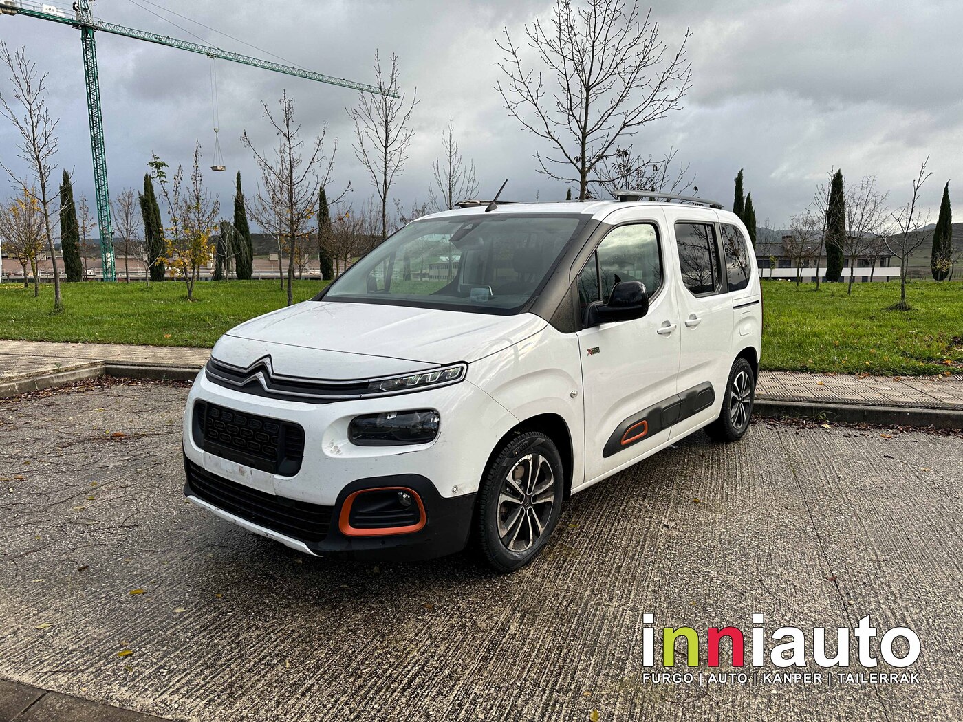 CITROEN BERLINGO XTR TALLA M 1.5BLUEHDI 130CV AUTO +NAVI