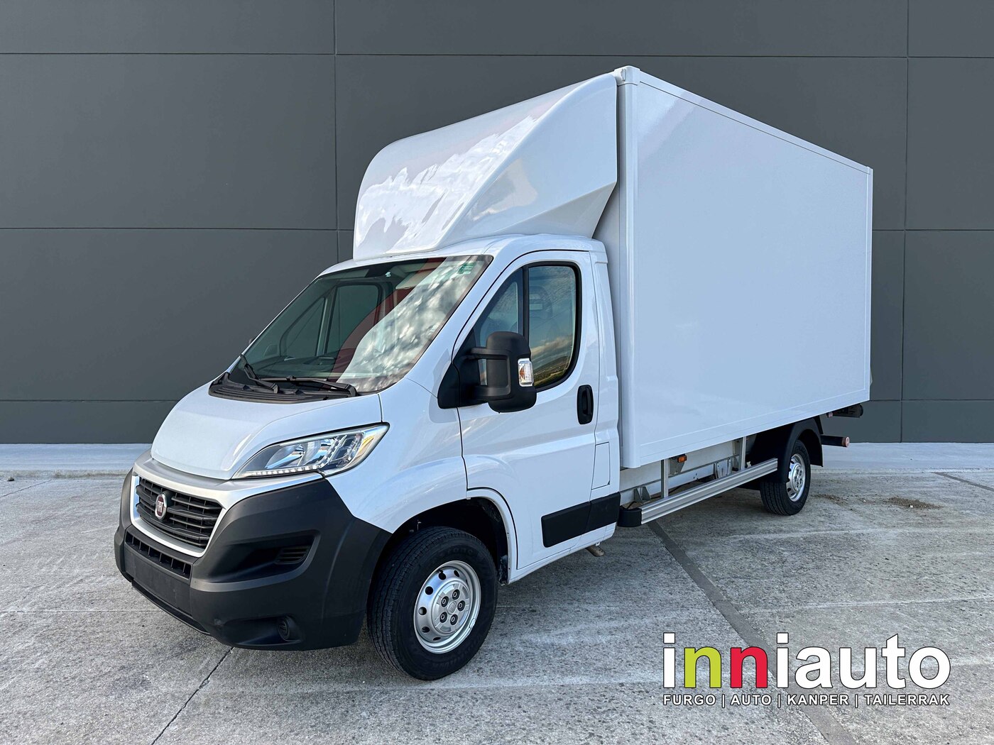 FIAT DUCATO CARROZADA CON PLATAFORMA 2.3MULTIJET 130CV +NAVI