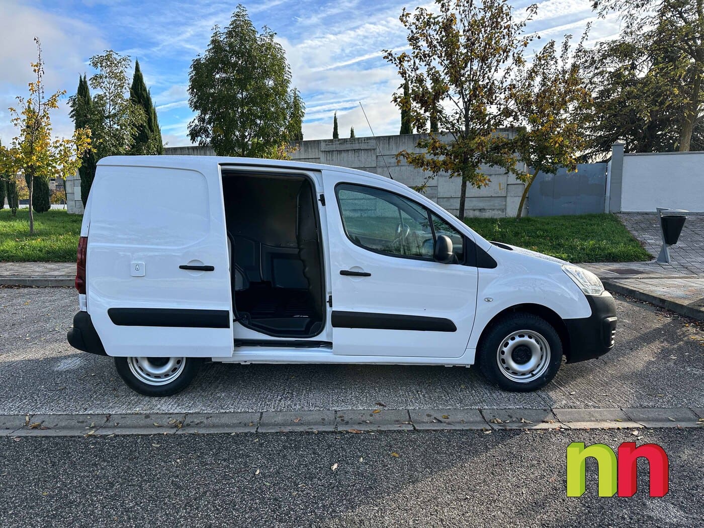 CITROEN BERLINGO M 1.6BlueHDI 100 CV 3 asientos Pta Lateral (con doble airbag) 