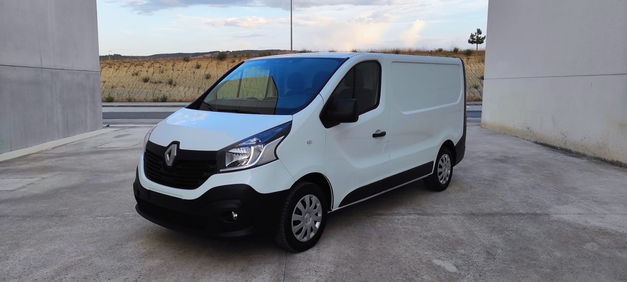RENAULT TRAFIC L1H1 FG1000 1.6dCi 120CV