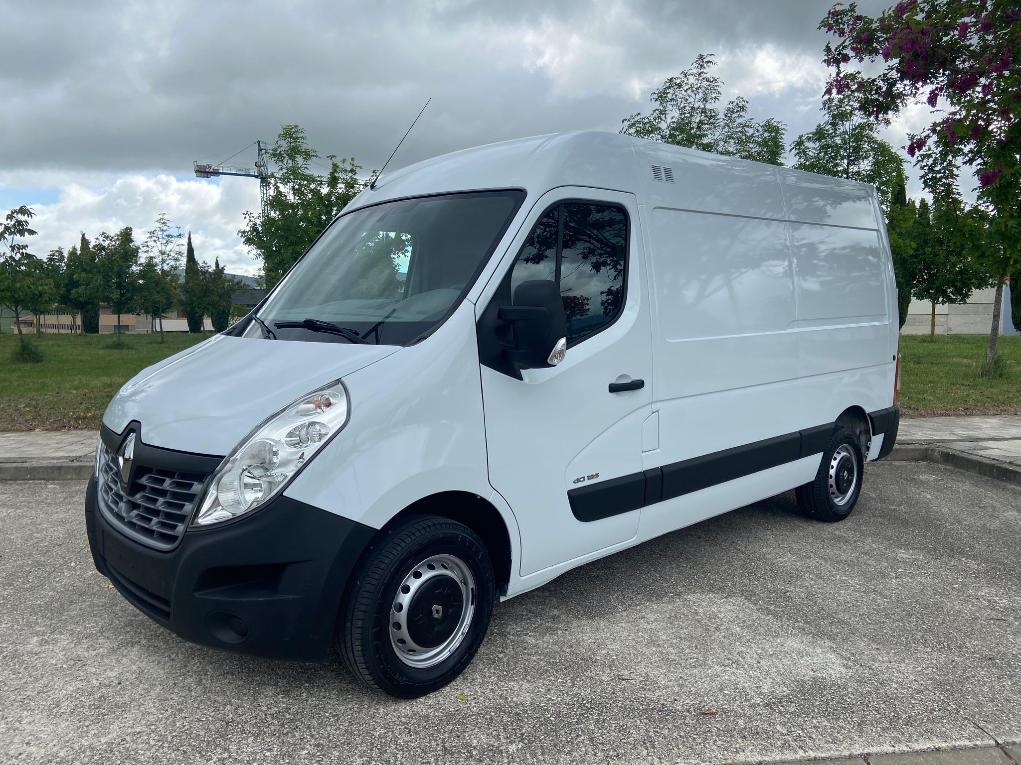 RENAULT MASTER L2H2 FG33 2.3dCi 130CV +NAVI