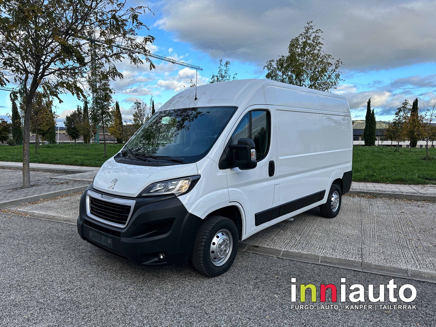 PEUGEOT BOXER L2H2 FG33 2.2 BLUEHDI 120CV + NAVI