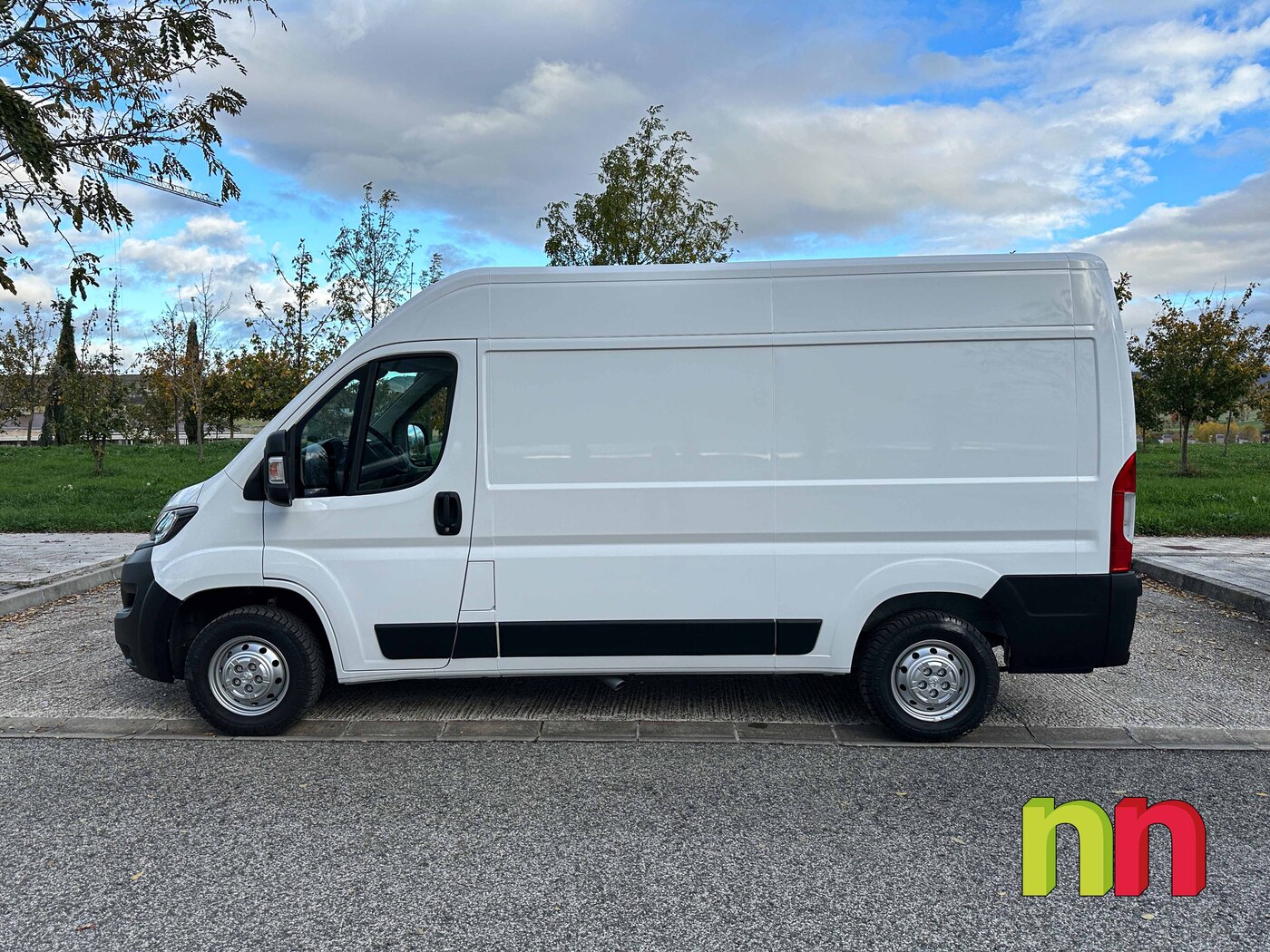 PEUGEOT BOXER L2H2 FG33 2.2 BLUEHDI 120CV + NAVI