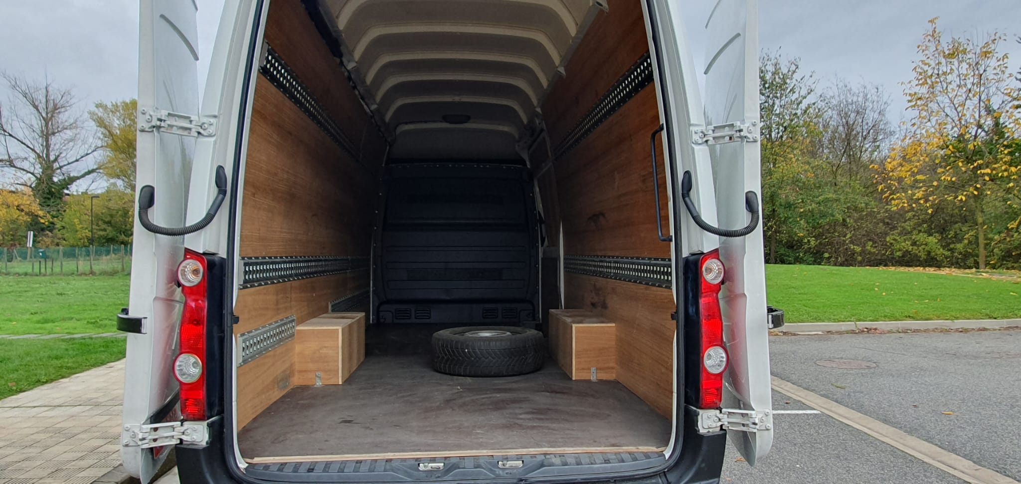 VOLKSWAGEN CRAFTER L4H3 FG35 2.0TDI 140CV 2 PLAZAS