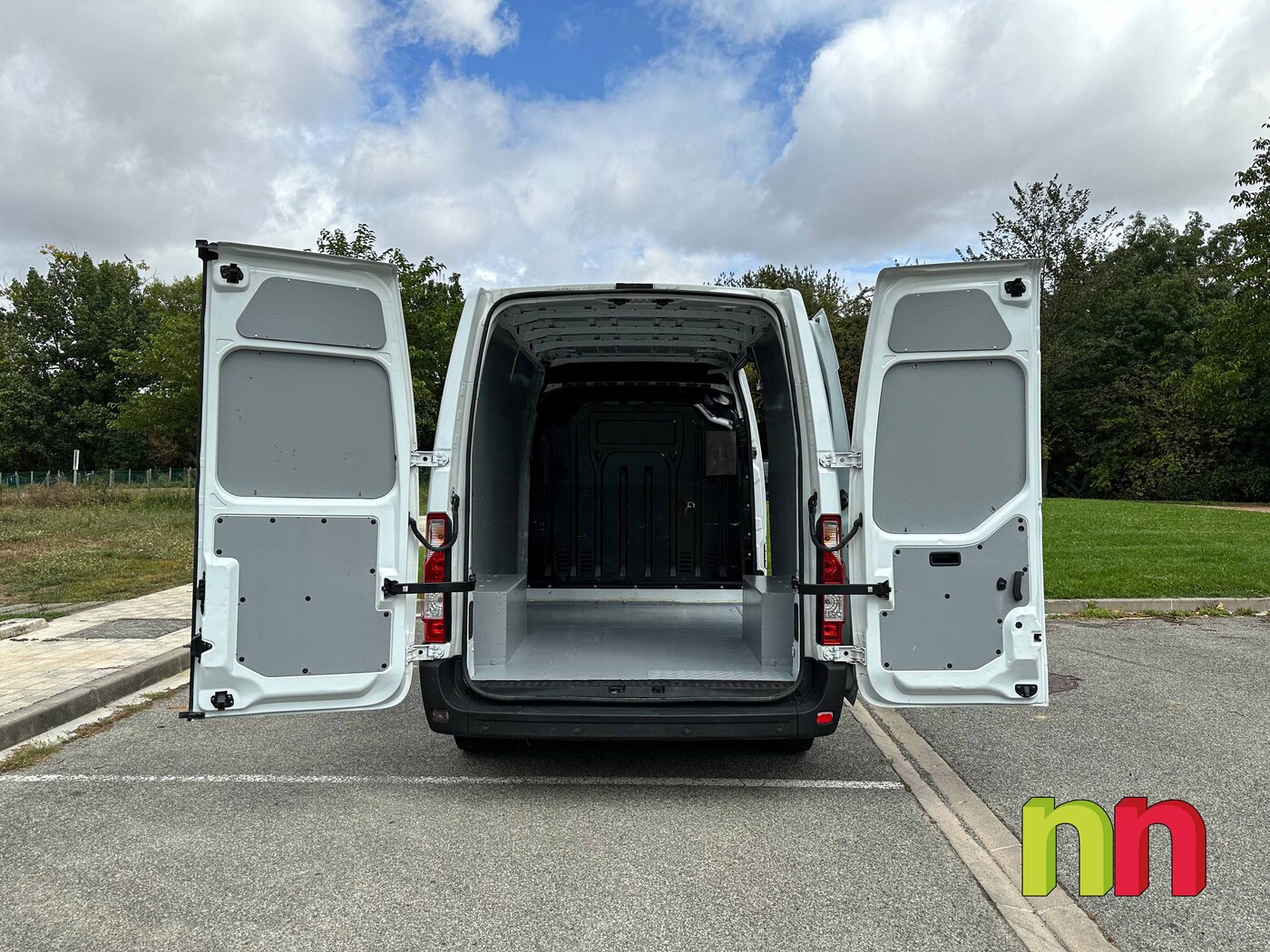 RENAULT MASTER L1H2 FG3300 2.3DCI 130CV +NAVI