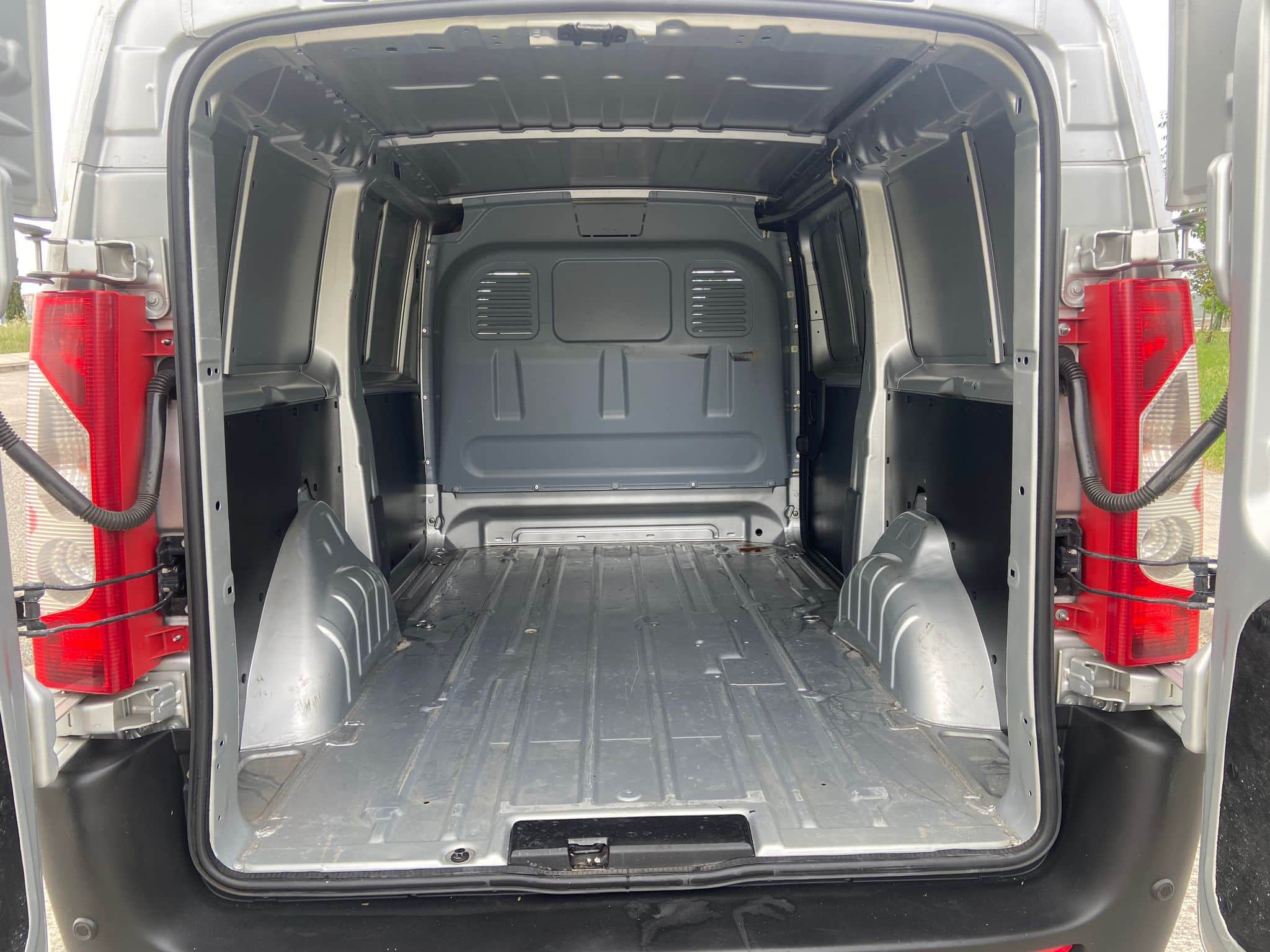 PEUGEOT EXPERT 2 L2H1 2.0HDI 125CV +NAVI