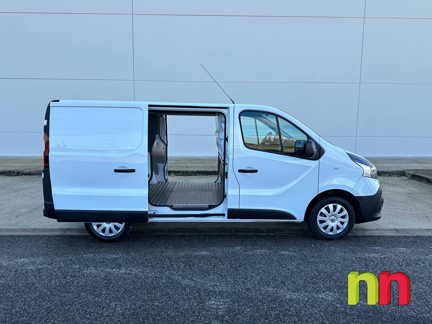 RENAULT TRAFIC L1H1 FG1000 1.6DCI 120CV DOBLE PUERTA LATERAL