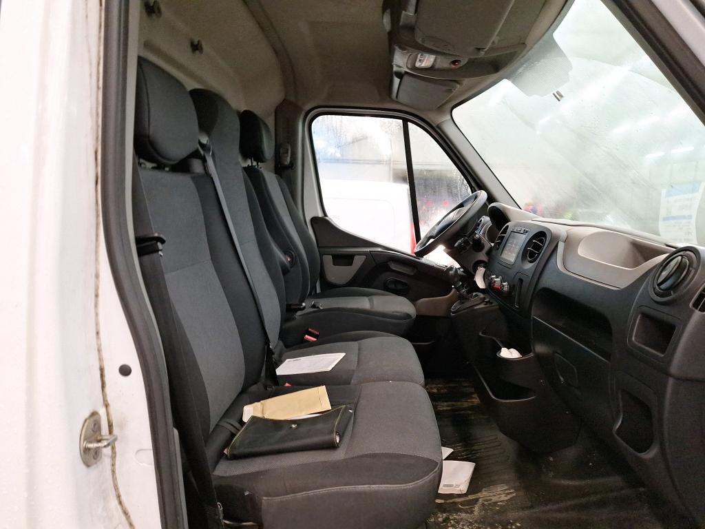 RENAULT MASTER L1H2 FG3300 2.3DCI 130CV +NAVI