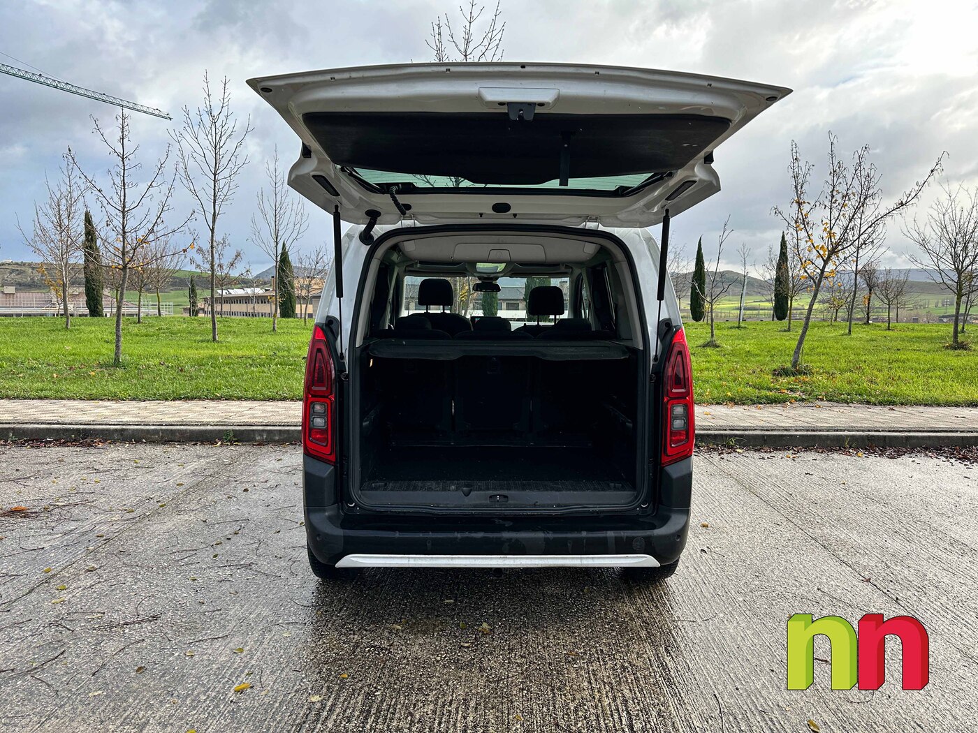 CITROEN BERLINGO XTR TALLA M 1.5BLUEHDI 130CV AUTO +NAVI