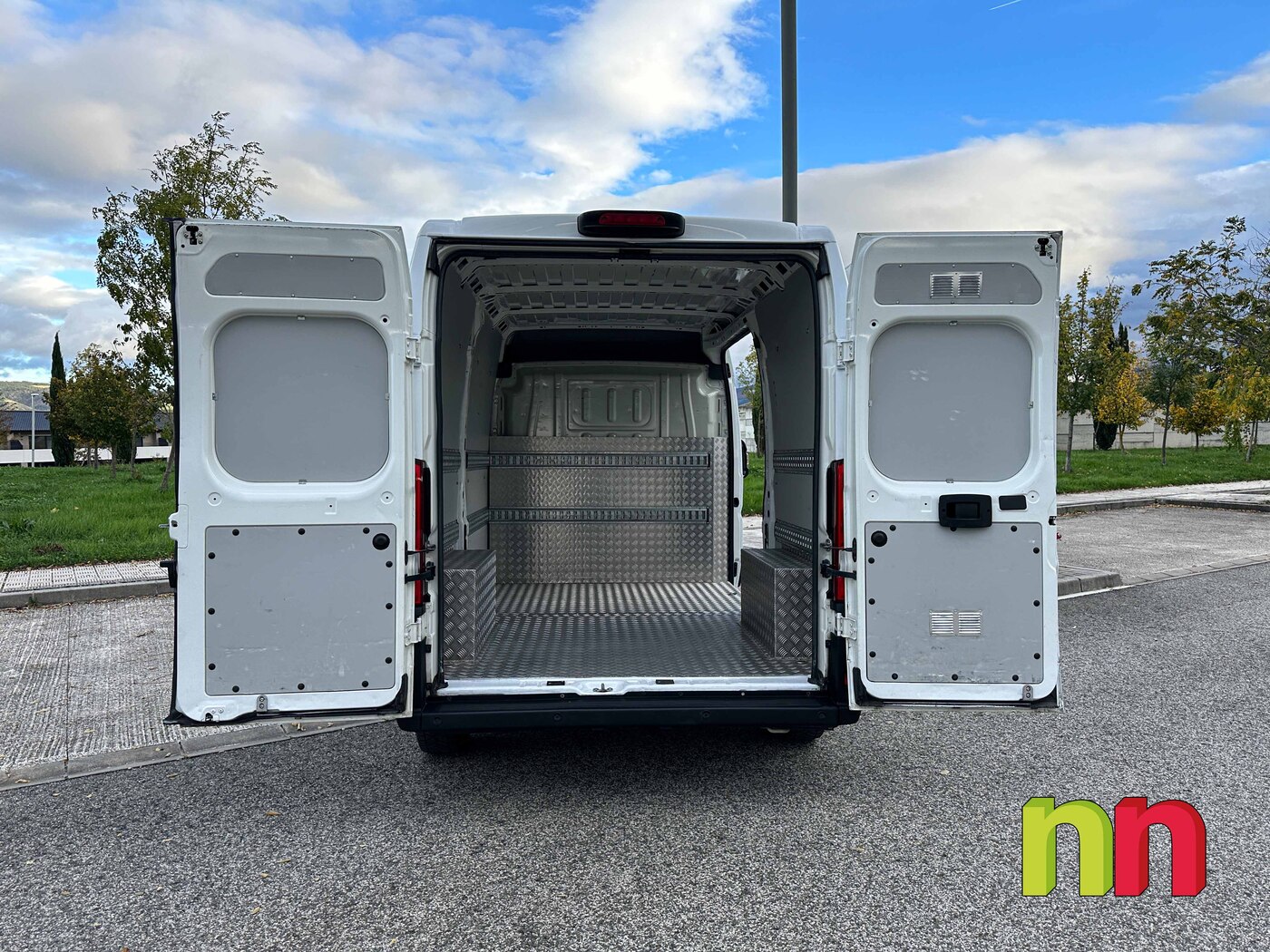 PEUGEOT BOXER L2H2 FG33 2.2 BLUEHDI 120CV + NAVI