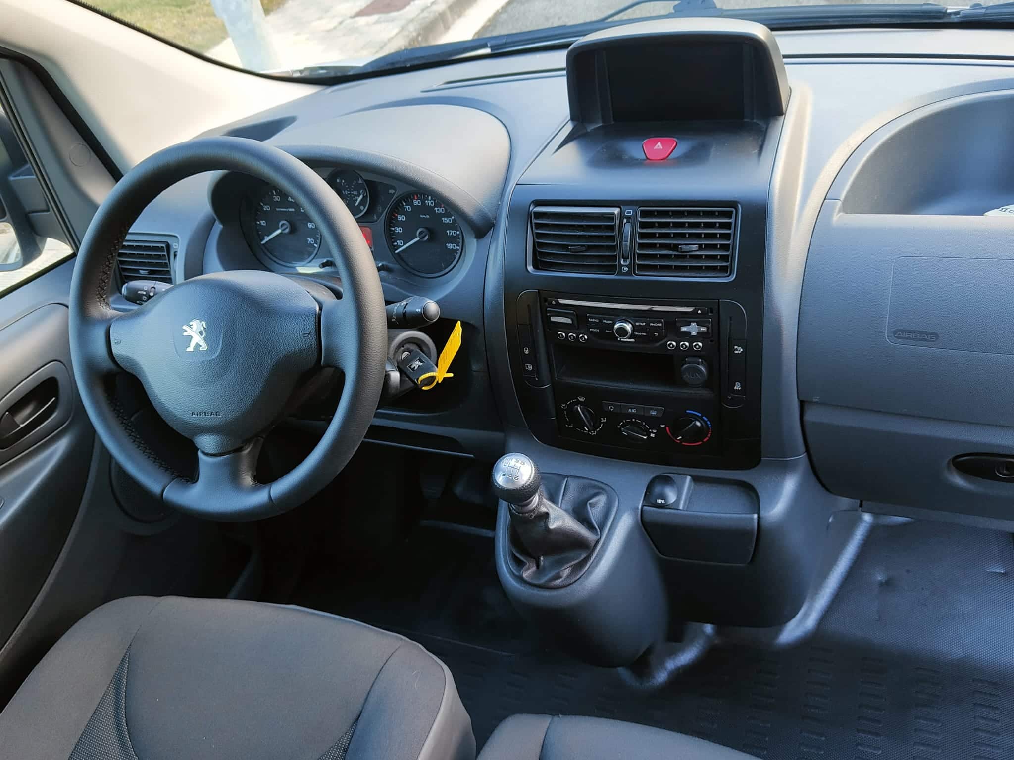 PEUGEOT EXPERT 2 L1H1 2.0HDI 125CV +NAVI