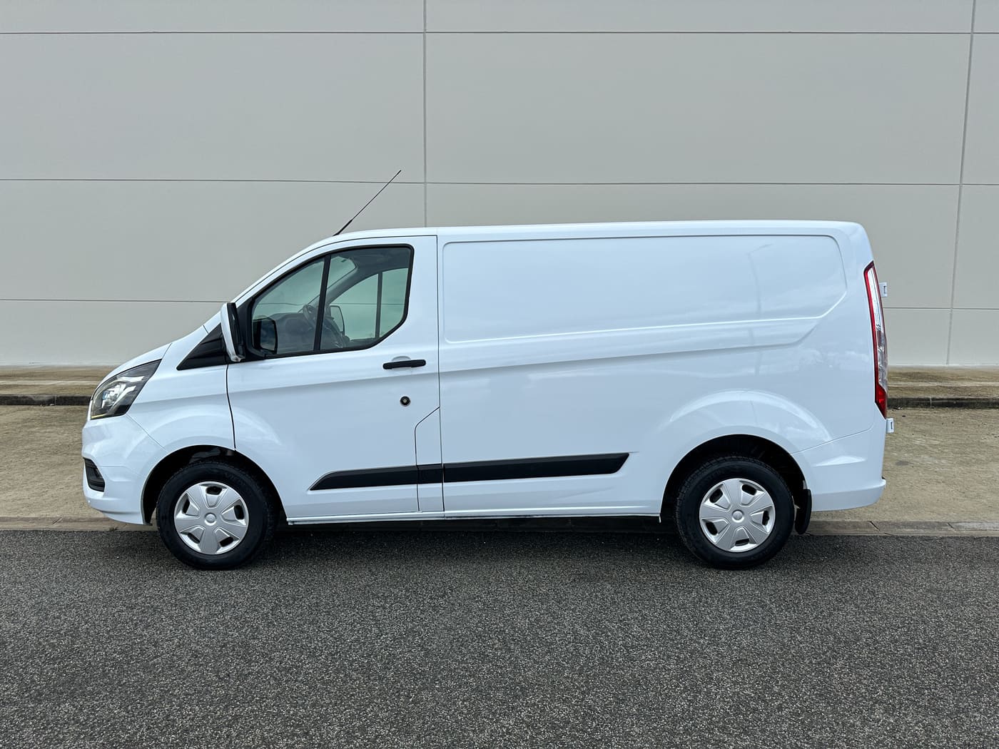 FORD TRANSIT CUSTOM L1H1 2.0ECOBLUE 130CV