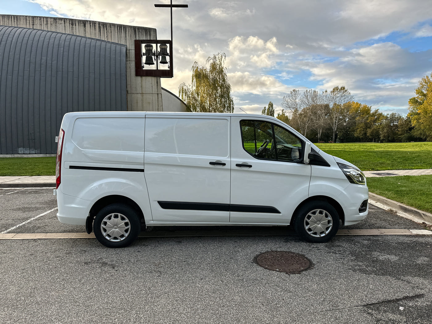 FORD TRANSIT CUSTOM L1H1 2.0Ecoblue 130CV MMA 2800