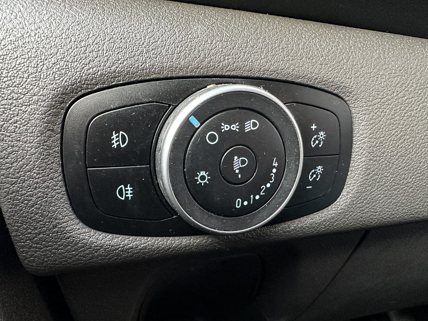 FORD TRANSIT CUSTOM L1H1 2.0Ecoblue 130CV MMA 2800