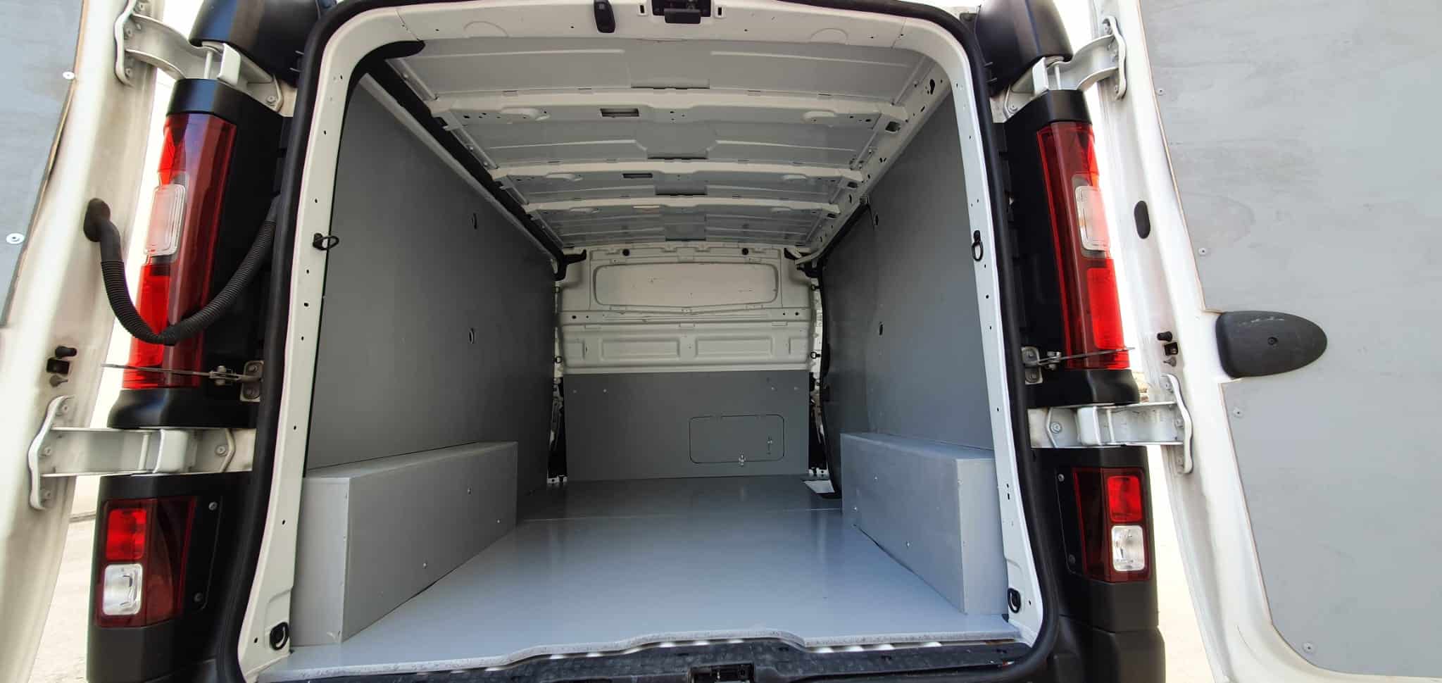 Renault Trafic L1H1 FG1200 1.6 dci 145cv