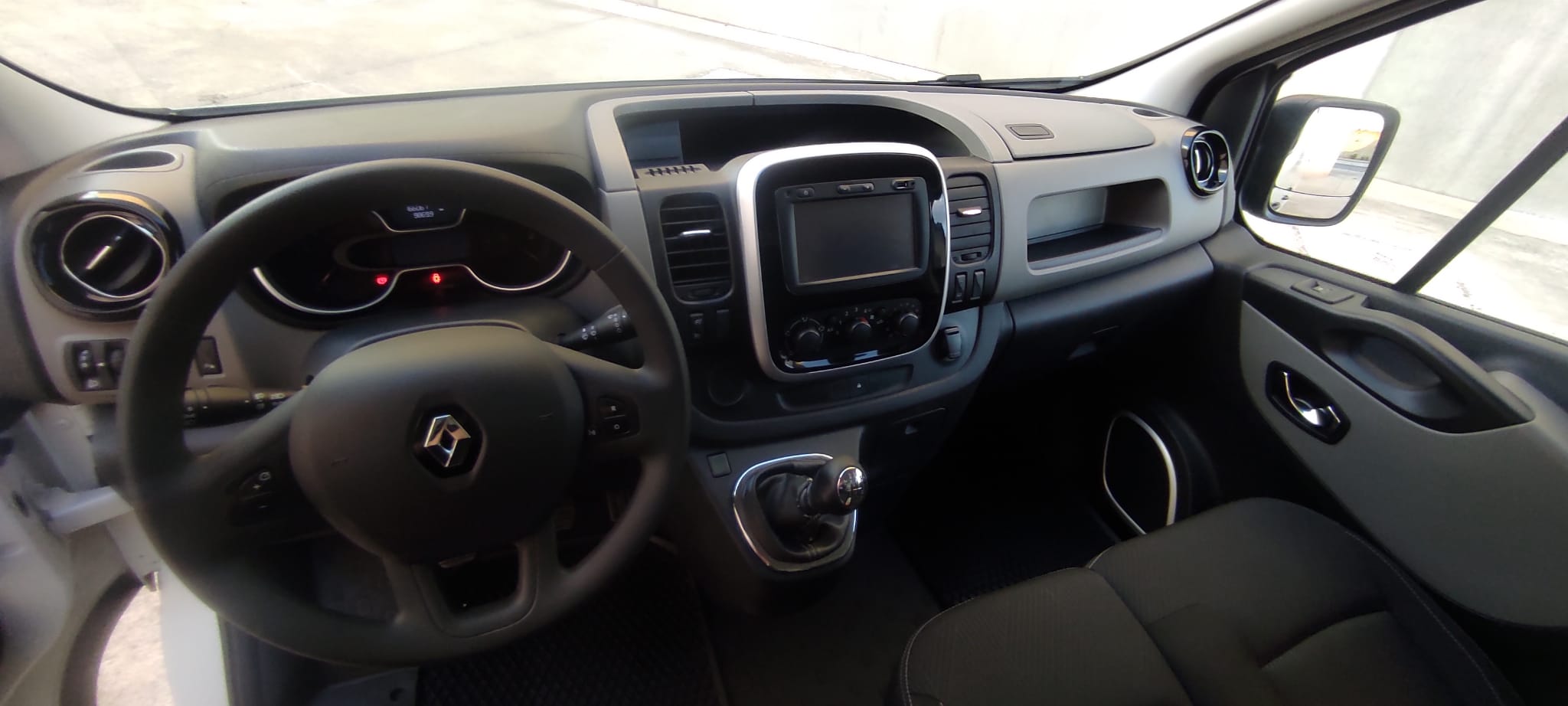 RENAULT TRAFIC L1H1 FG1000 1.6dCi 120CV