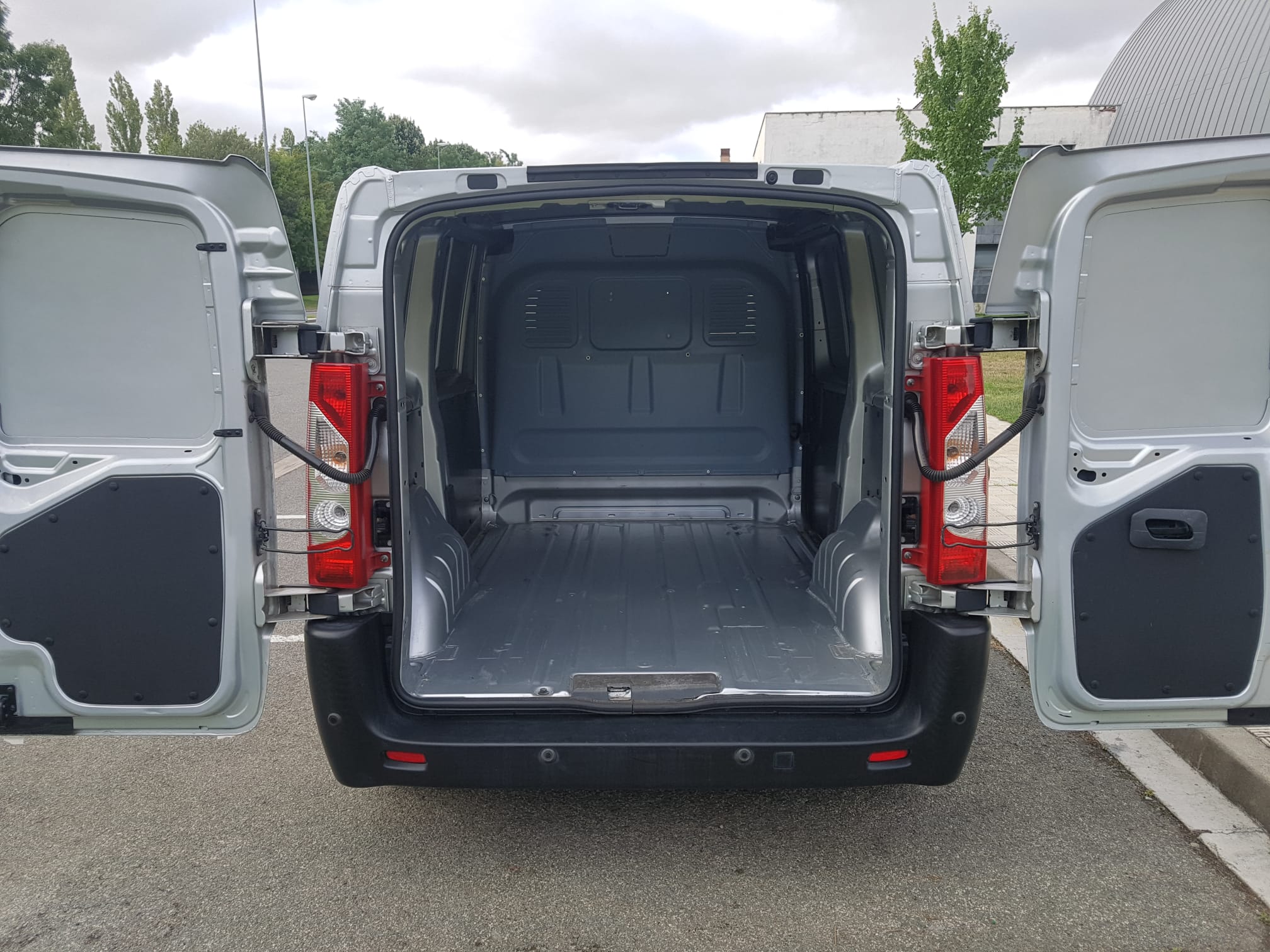 PEUGEOT EXPERT 2 L1H1 FG27 2.0HDI 125CV 2 PLAZAS+NAVI