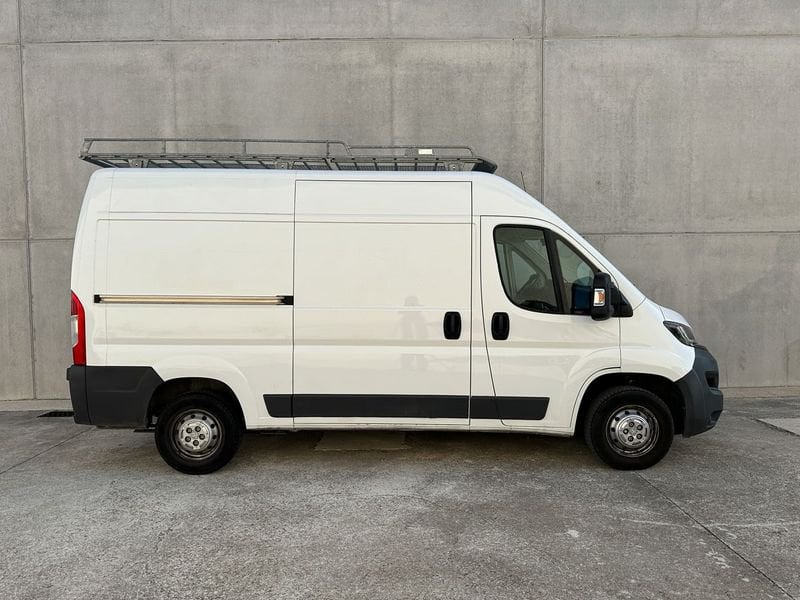 Peugeot335 L2H2 BlueHDi 130