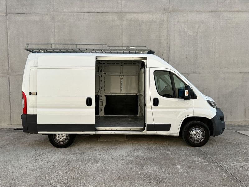 Peugeot335 L2H2 BlueHDi 130