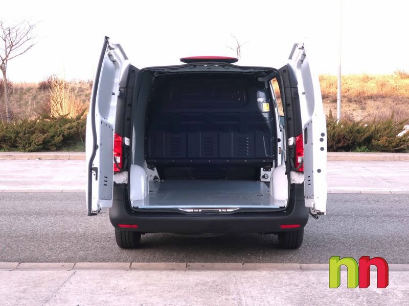 Mercedes-Benz Vito 114CDI AT 100kW furgón Select larga