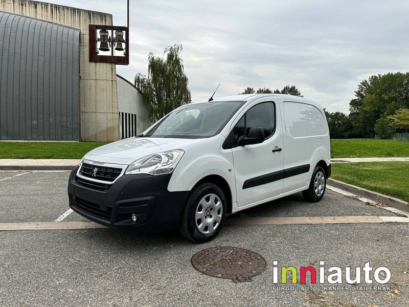 Peugeot Partner 1.6 BlueHDi 98cv Premium Standard 1000kg