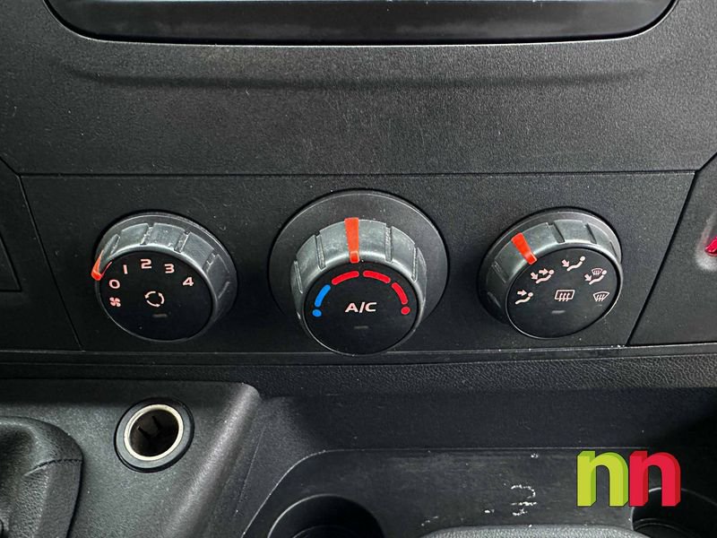 Renault Master Furg. DC T L2H2 3500 dCi 96kW (130CV)