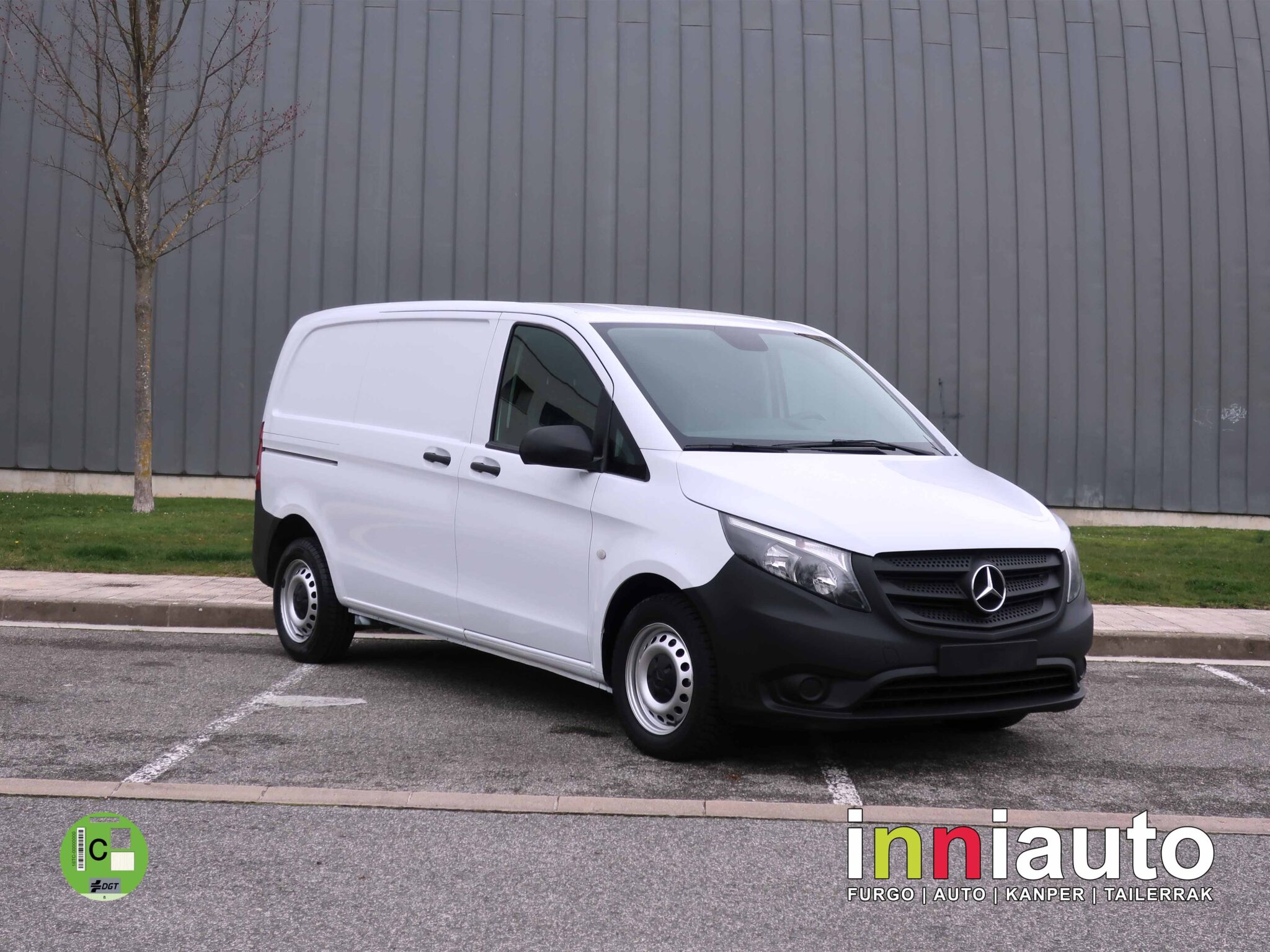 MERCEDES Vito Compact FG AUTO 114CDI 136cv + DOS PLAZAS + DOBLE PUERTA LATERAL