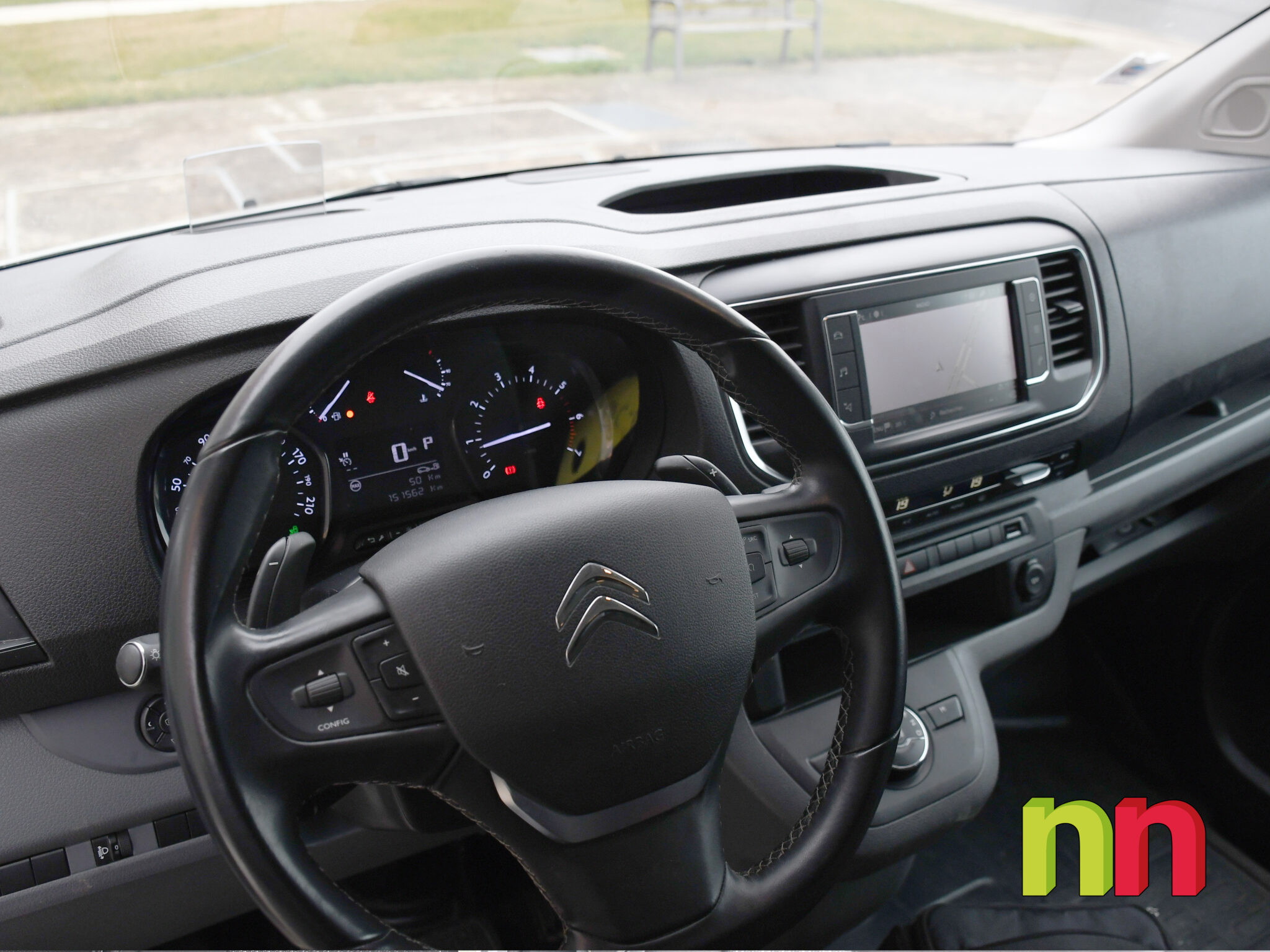 CITROEN jumpy 3 Combi 6 Talla M  AUTO 2.0BlueHDI180cv + NAVI + DOBLE PUERTA LATERAL