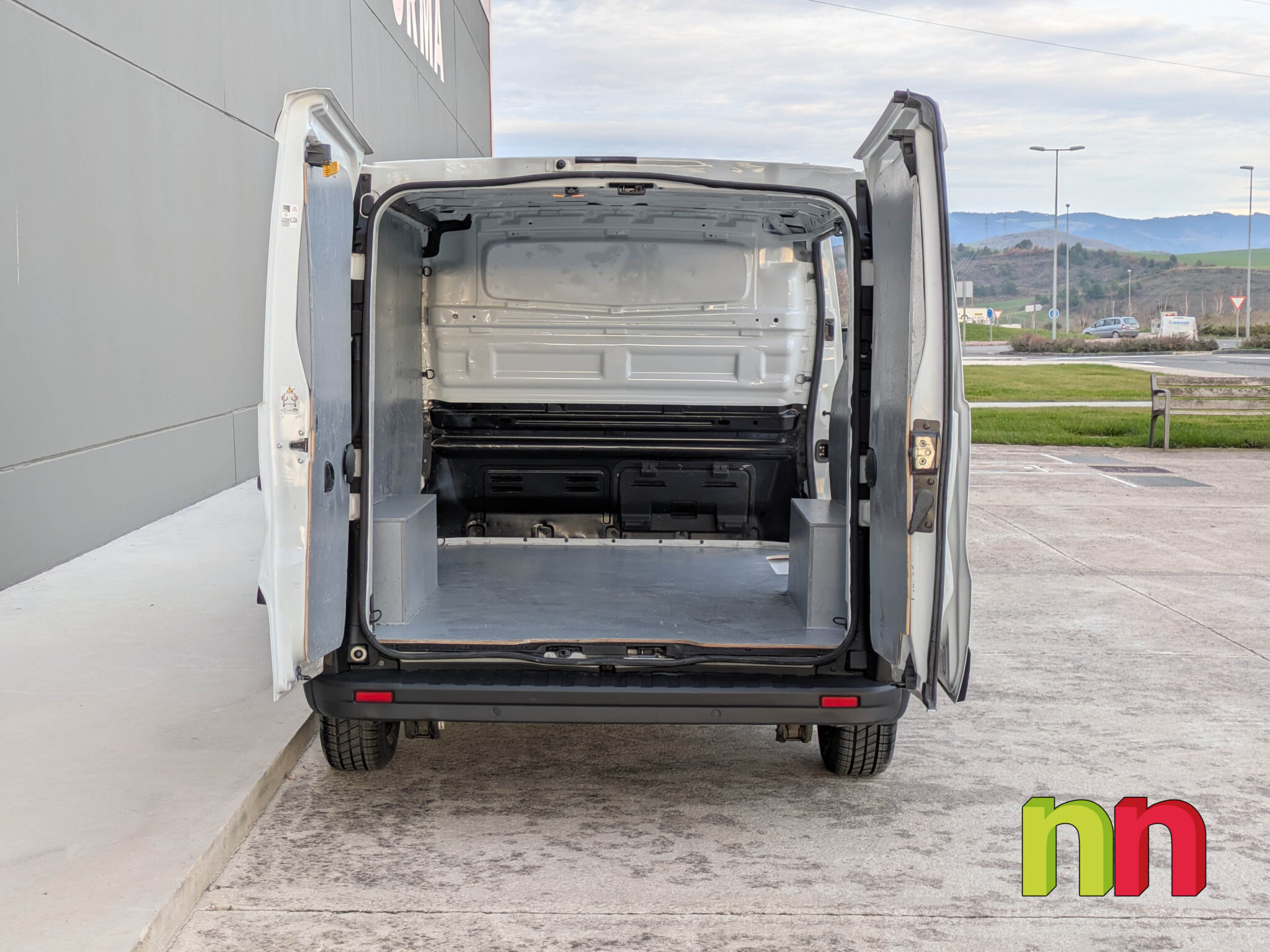 RENAULT Trafic L1H1 FG 3T 2.0dCI 130cv + NAVI