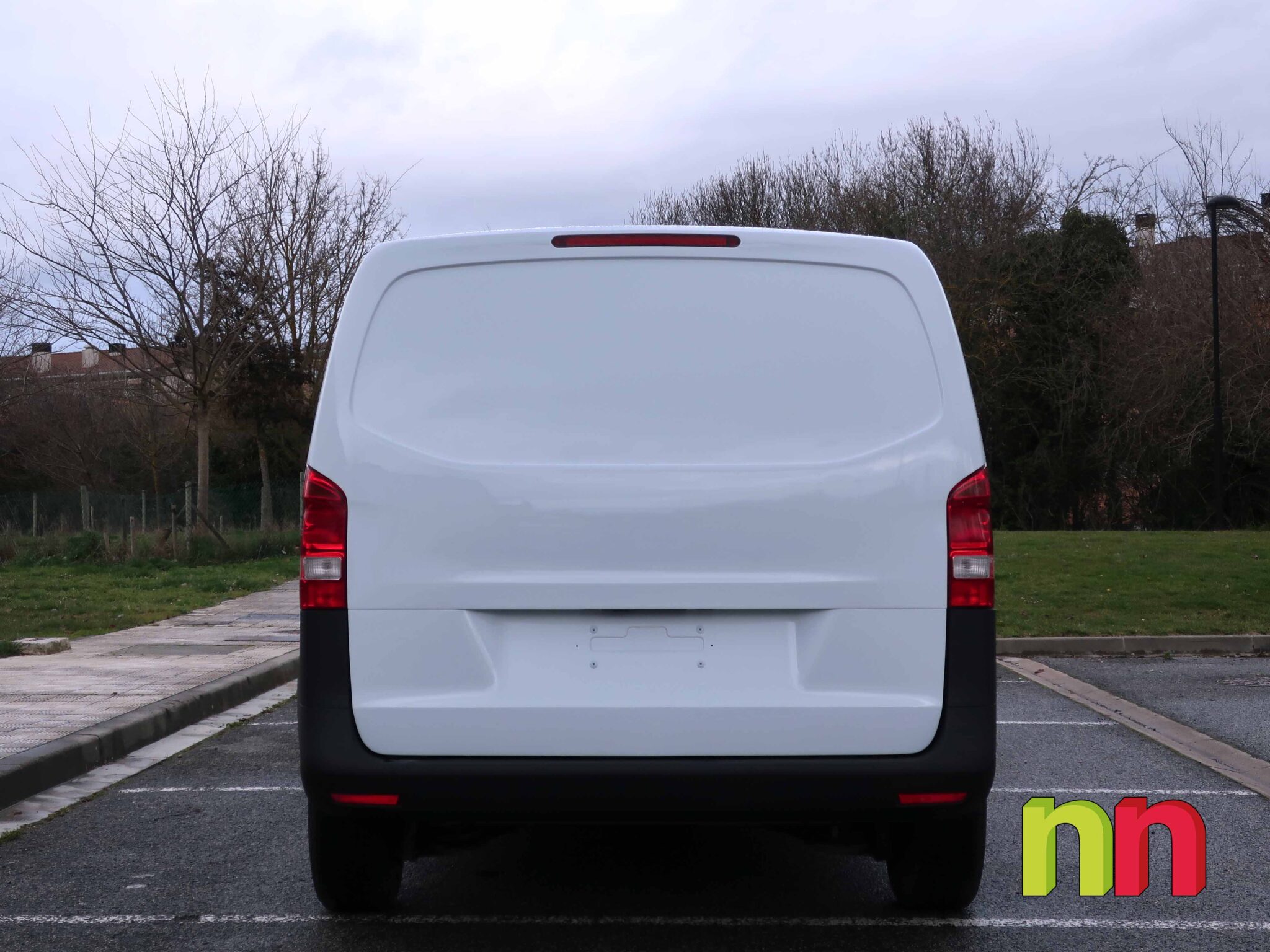 MERCEDES Vito Compact FG AUTO 114CDI 136cv + DOS PLAZAS + DOBLE PUERTA LATERAL
