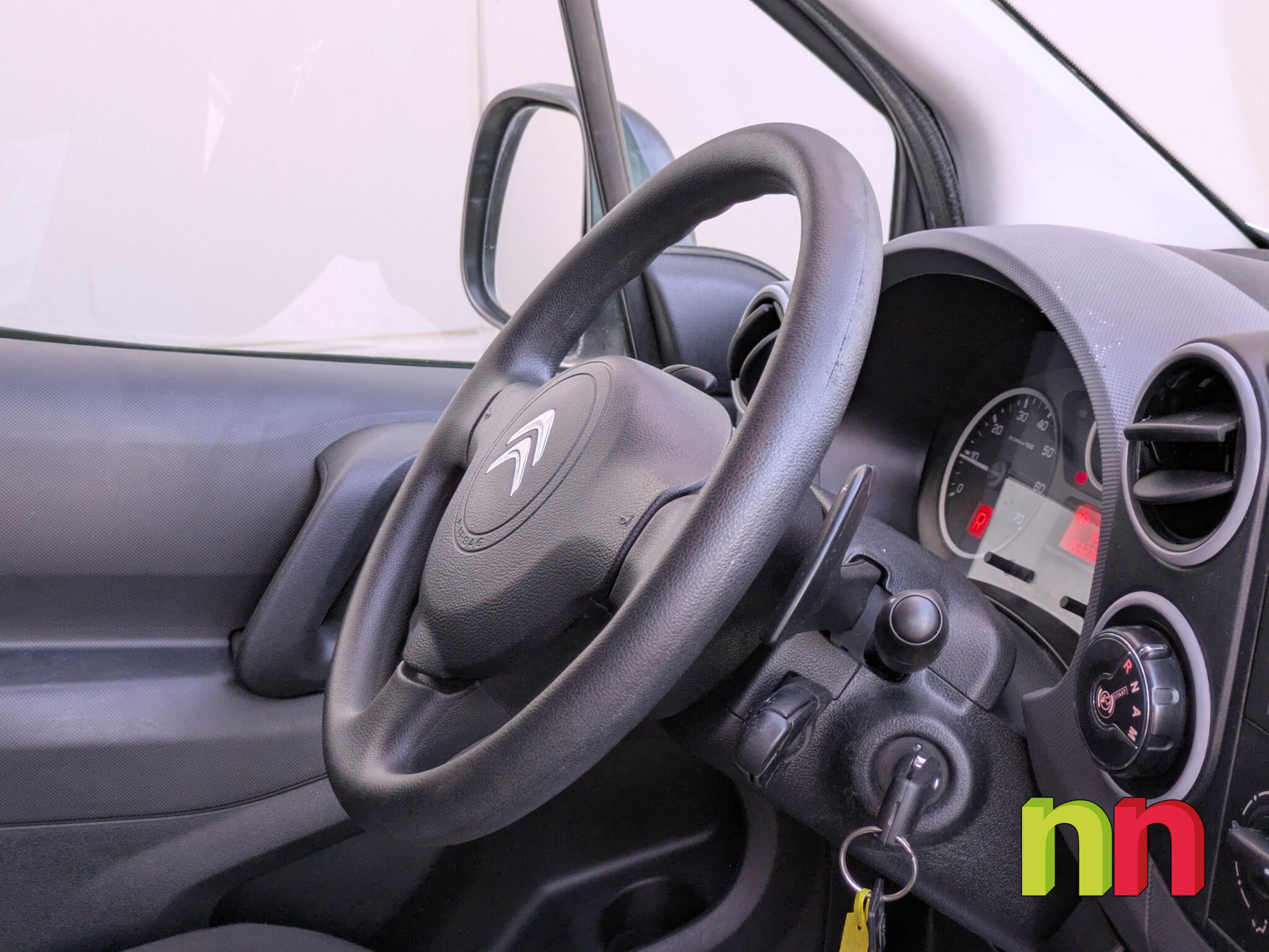 CITROEN Berlingo Talla XL 3 Plazas AUTO 1.6BlueHDI 100cv + NAVI