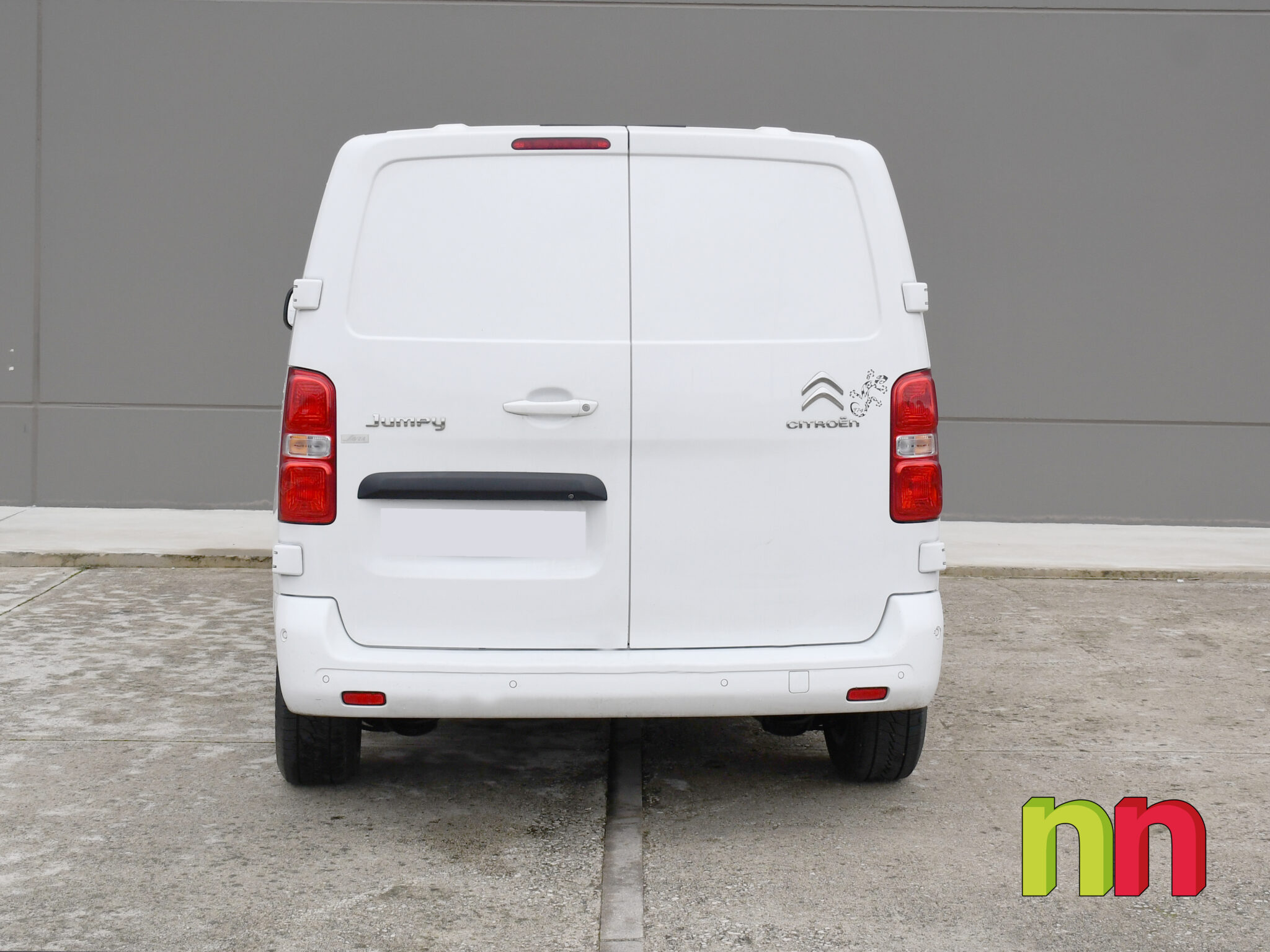 CITROEN jumpy 3 Combi 6 Talla M  AUTO 2.0BlueHDI180cv + NAVI + DOBLE PUERTA LATERAL