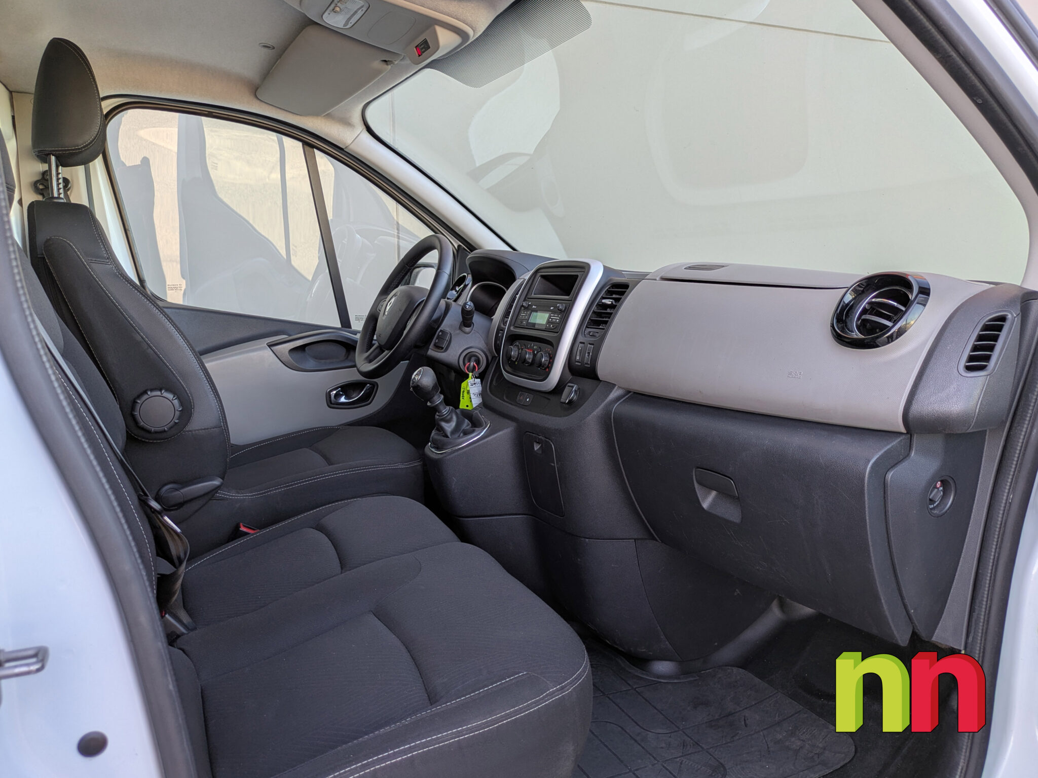 RENAULT Trafic L1H2 FG 29 2.0DCI 145cv