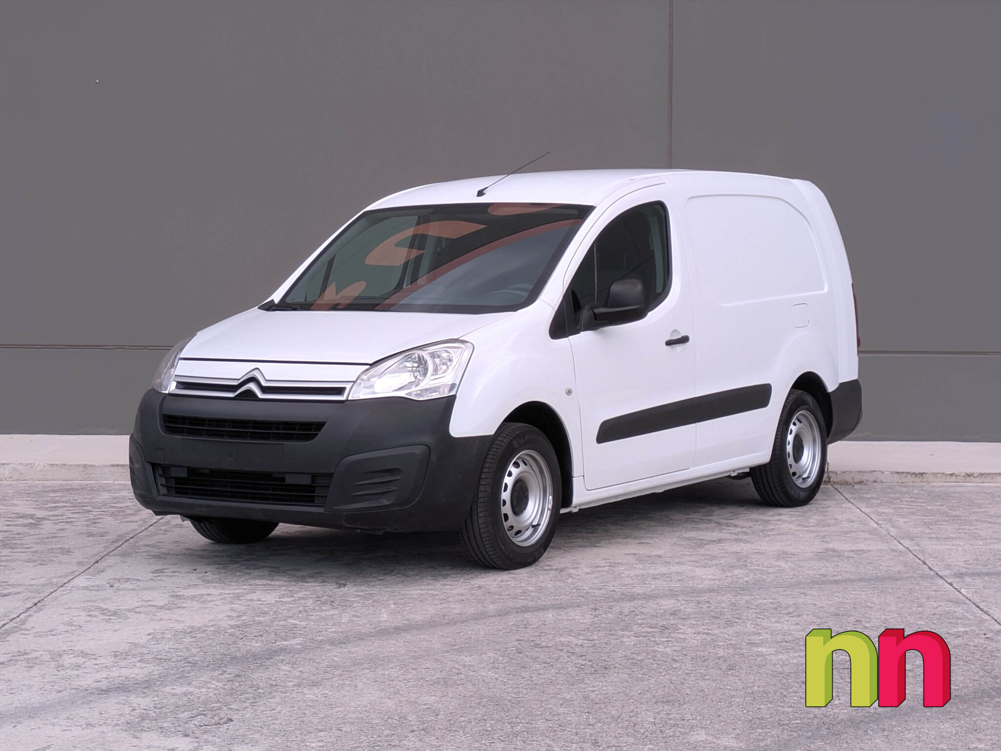 CITROEN Berlingo Talla XL 3 Plazas AUTO 1.6BlueHDI 100cv + NAVI