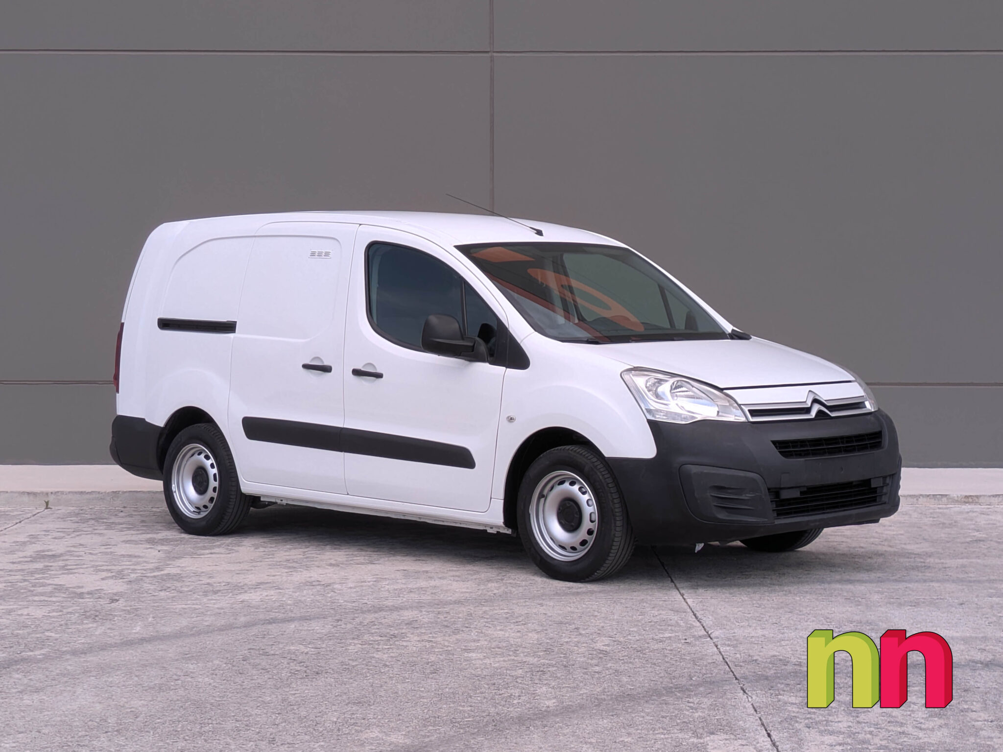 CITROEN Berlingo Talla XL 3 Plazas AUTO 1.6BlueHDI 100cv + NAVI